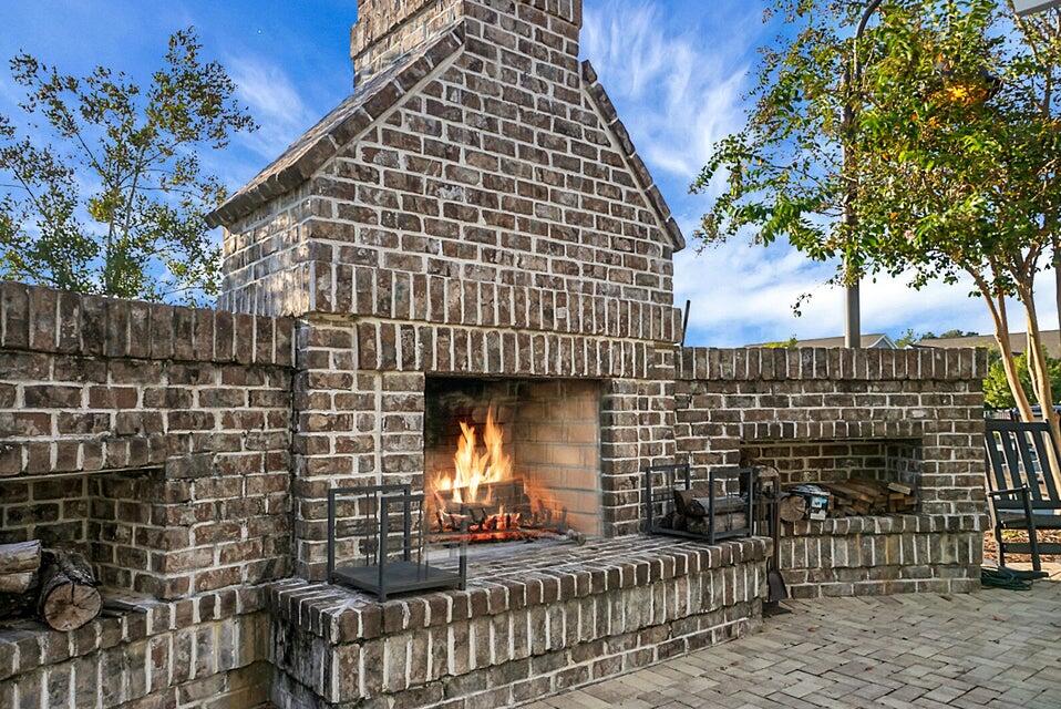 222 River Martin Court