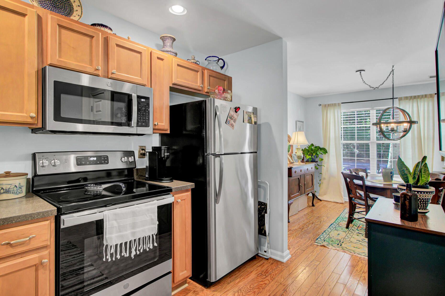 1122 Island Club Drive