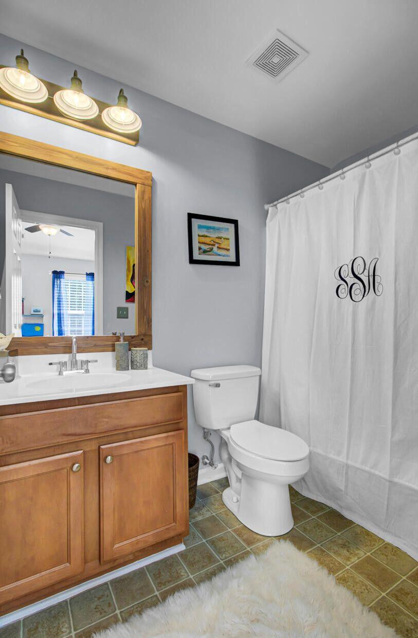 1122 Island Club Drive