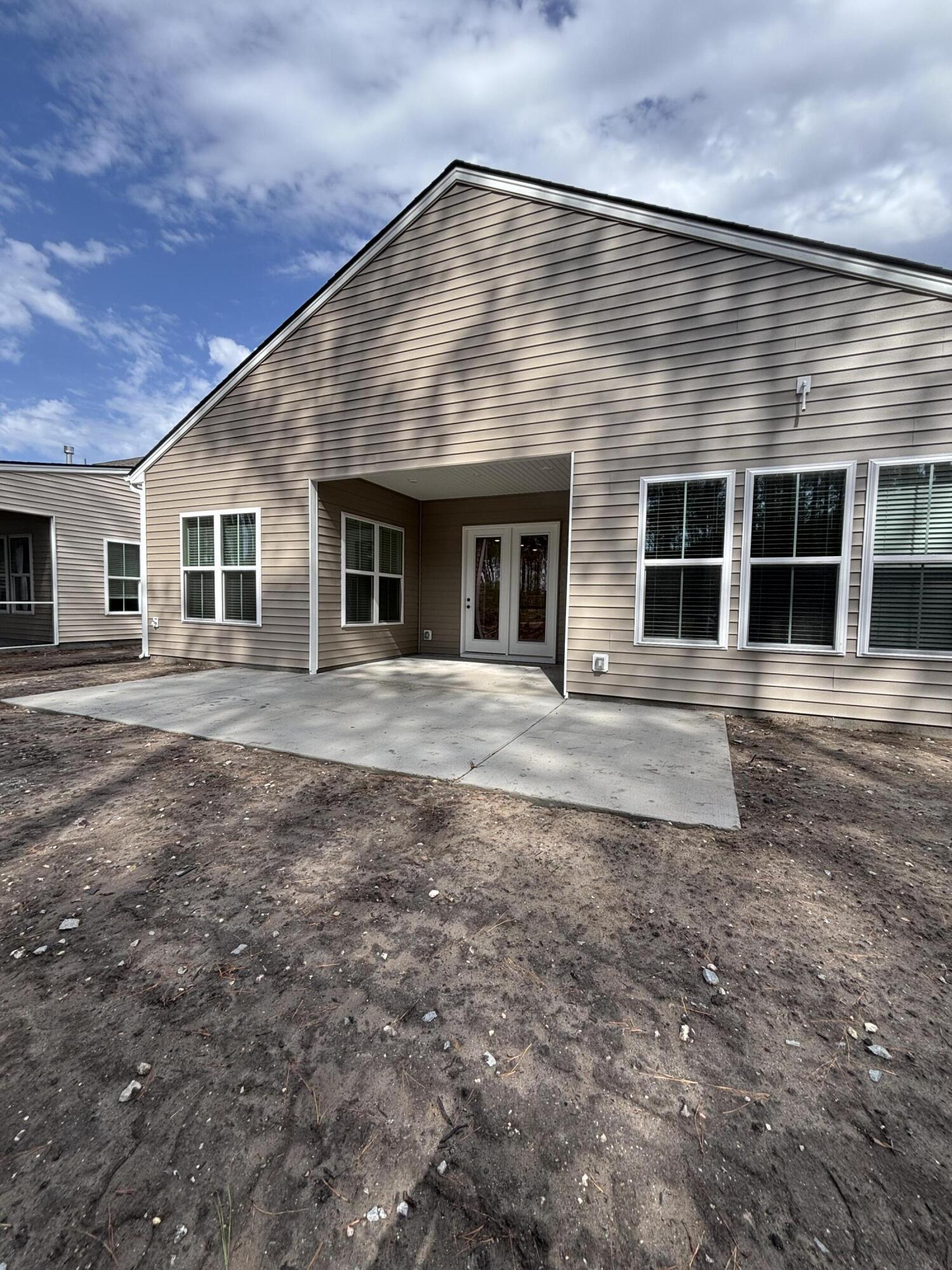586 Marsh Cove Circle