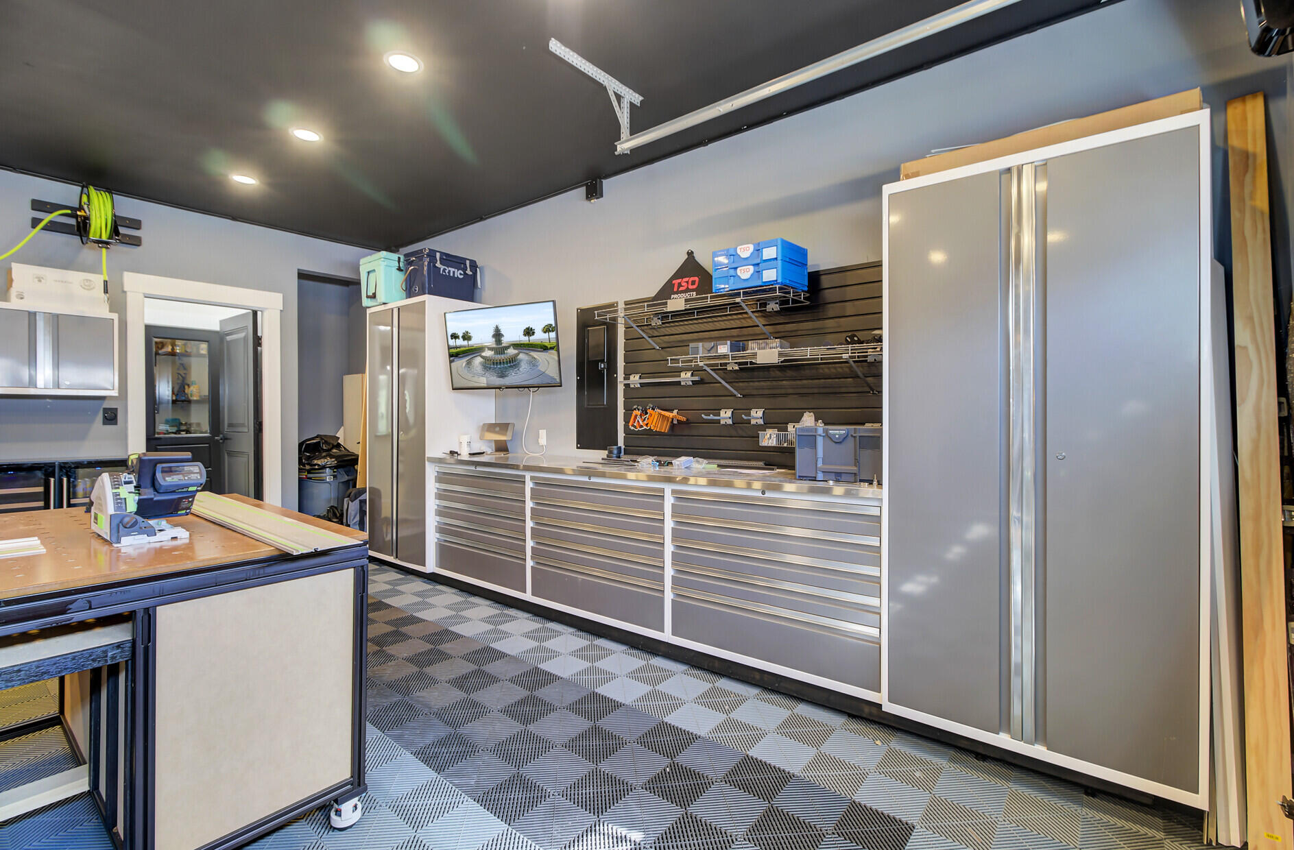 3110 Safe Harbor Way