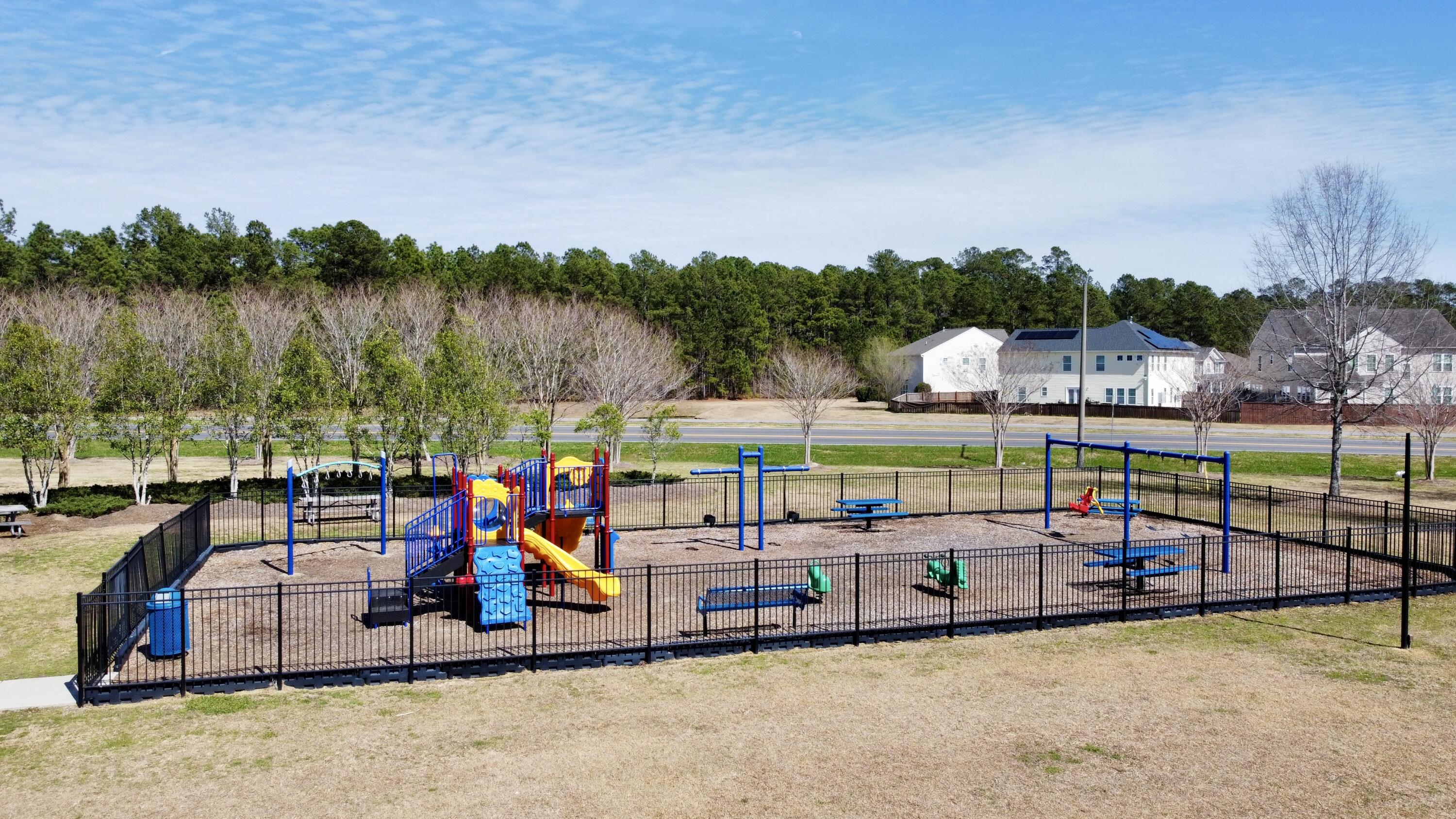 518 Mountain Laurel Circle