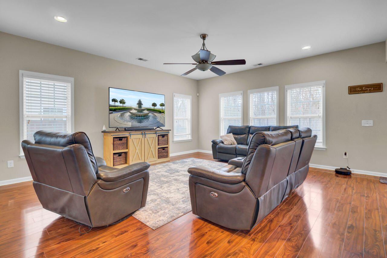 518 Mountain Laurel Circle
