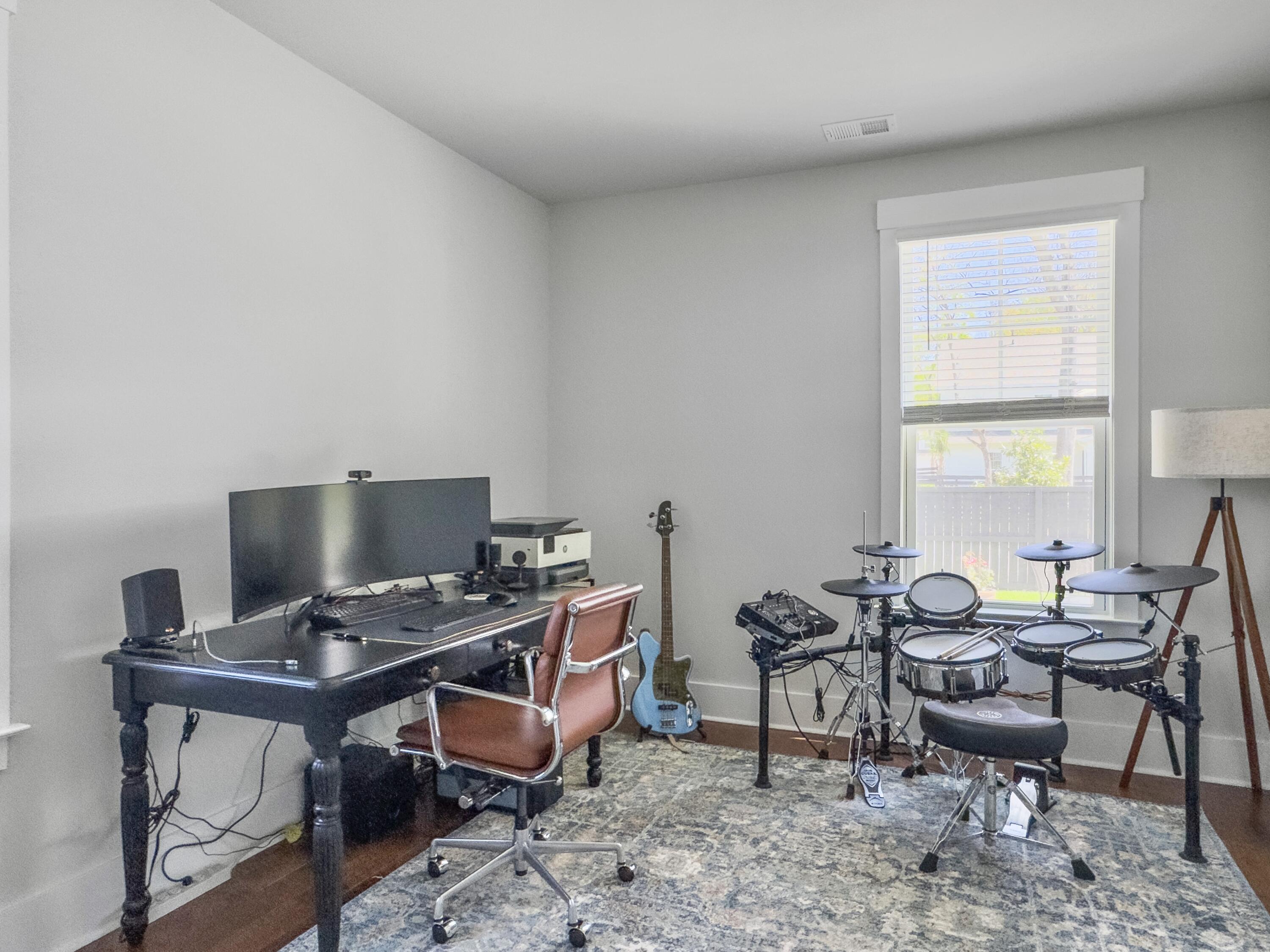 2823 Dearmin Drive