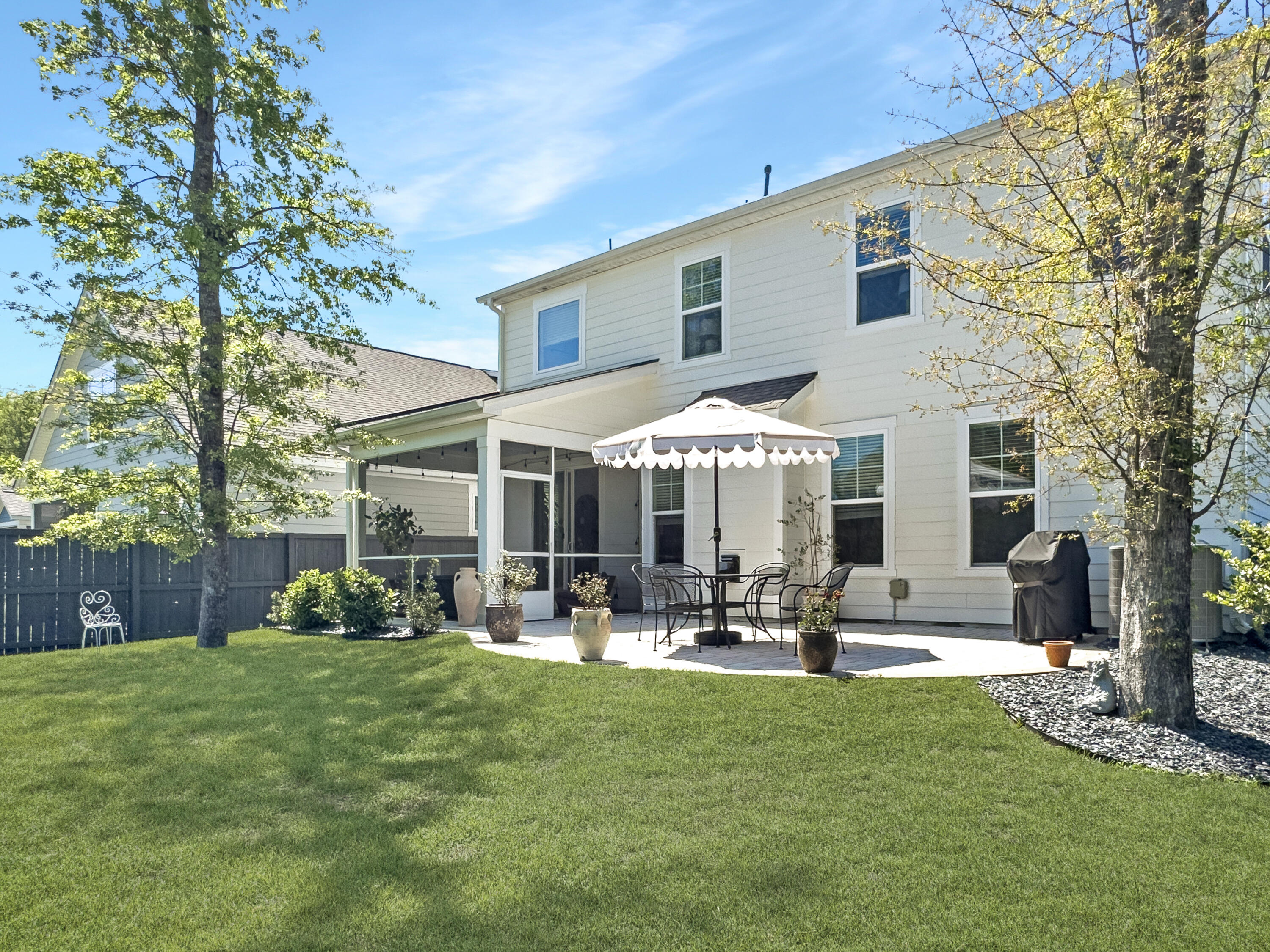 2823 Dearmin Drive