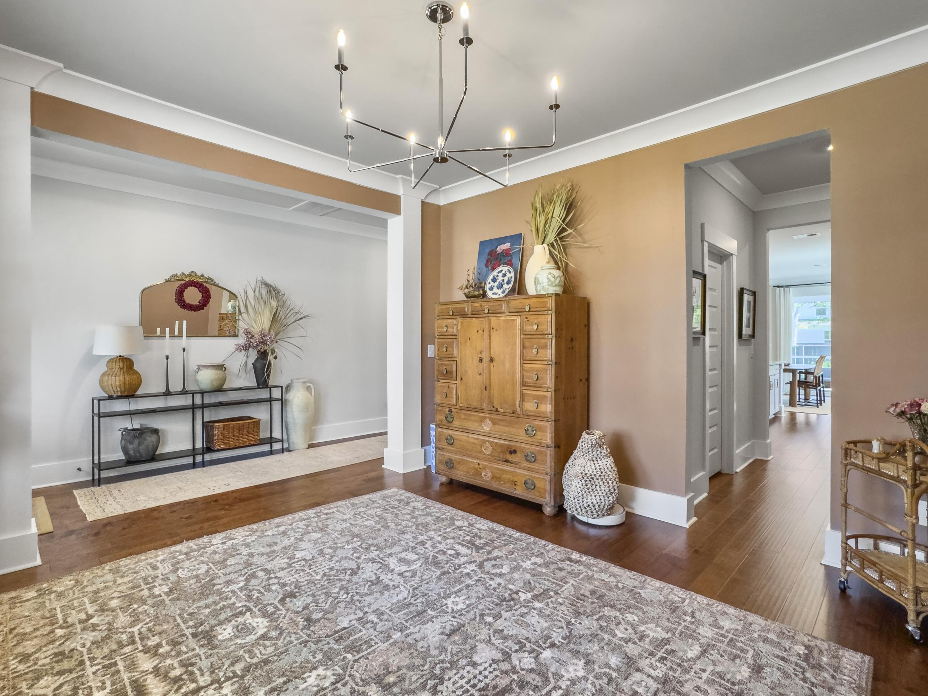 2823 Dearmin Drive