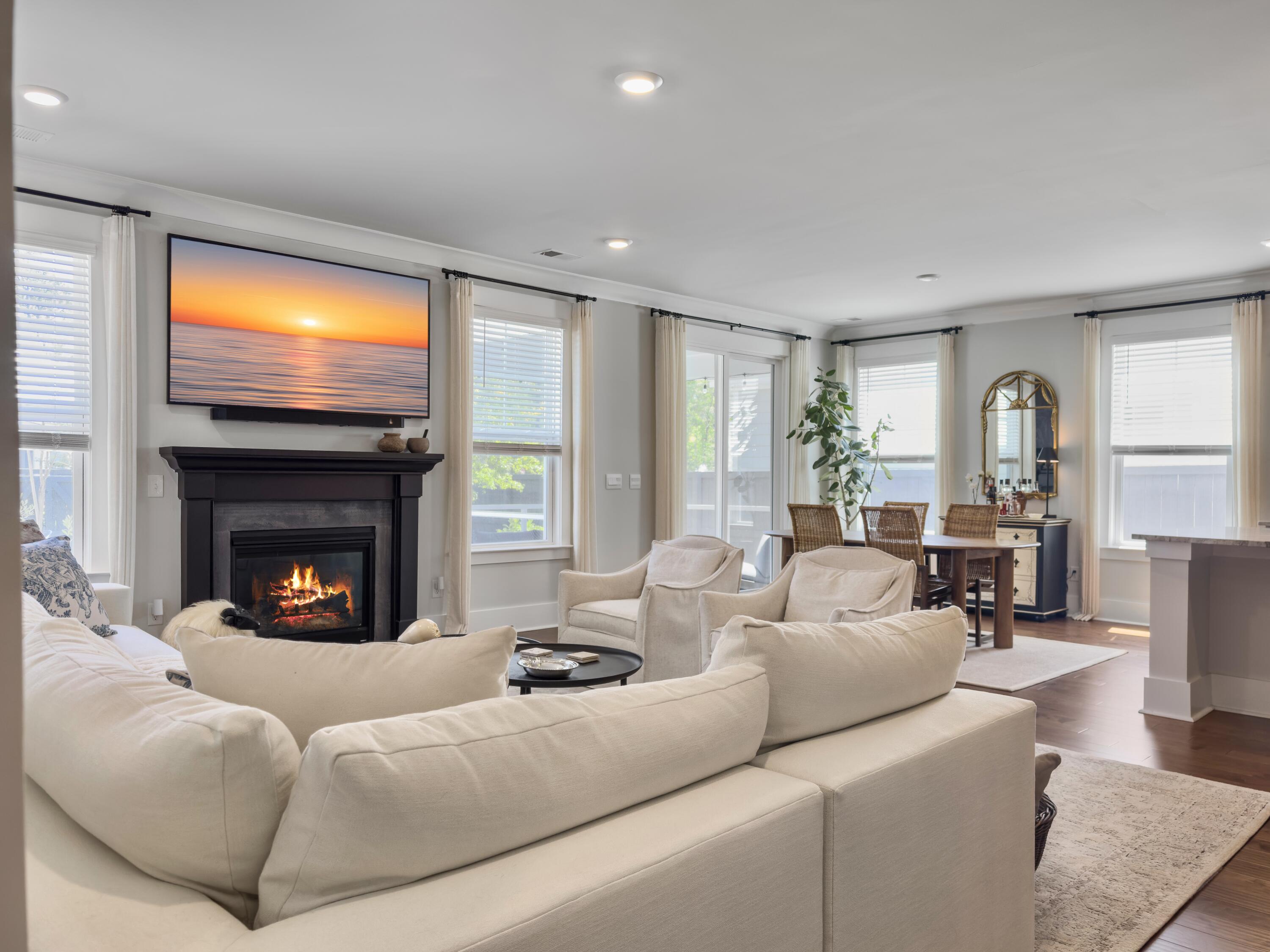 2823 Dearmin Drive