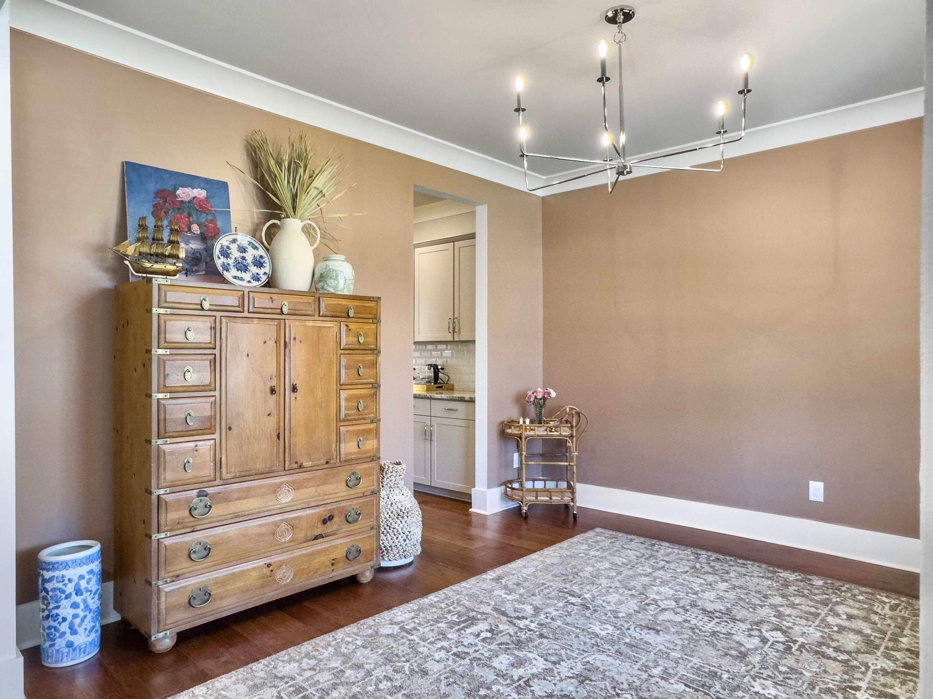 2823 Dearmin Drive
