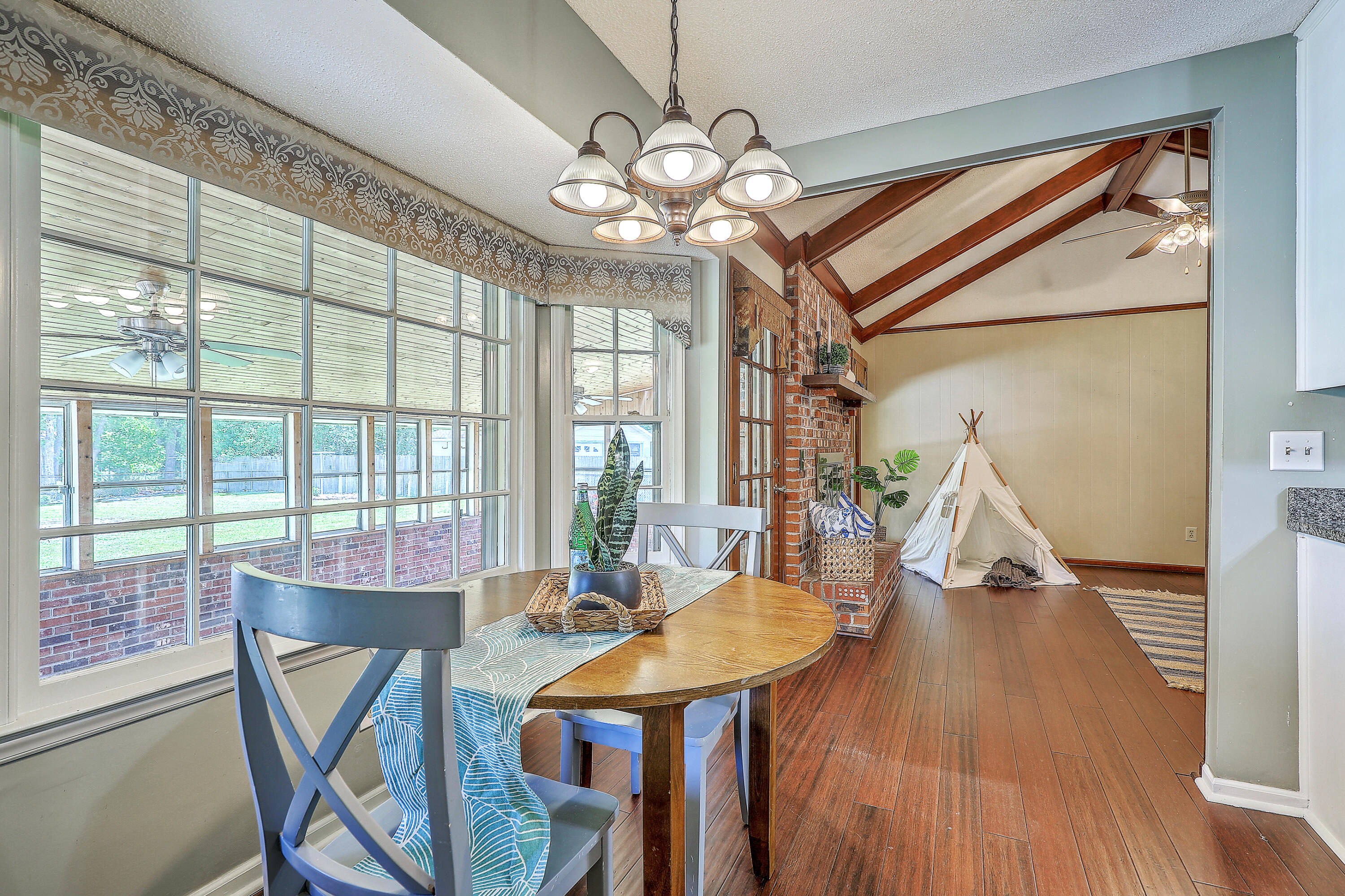 109 Winston Way