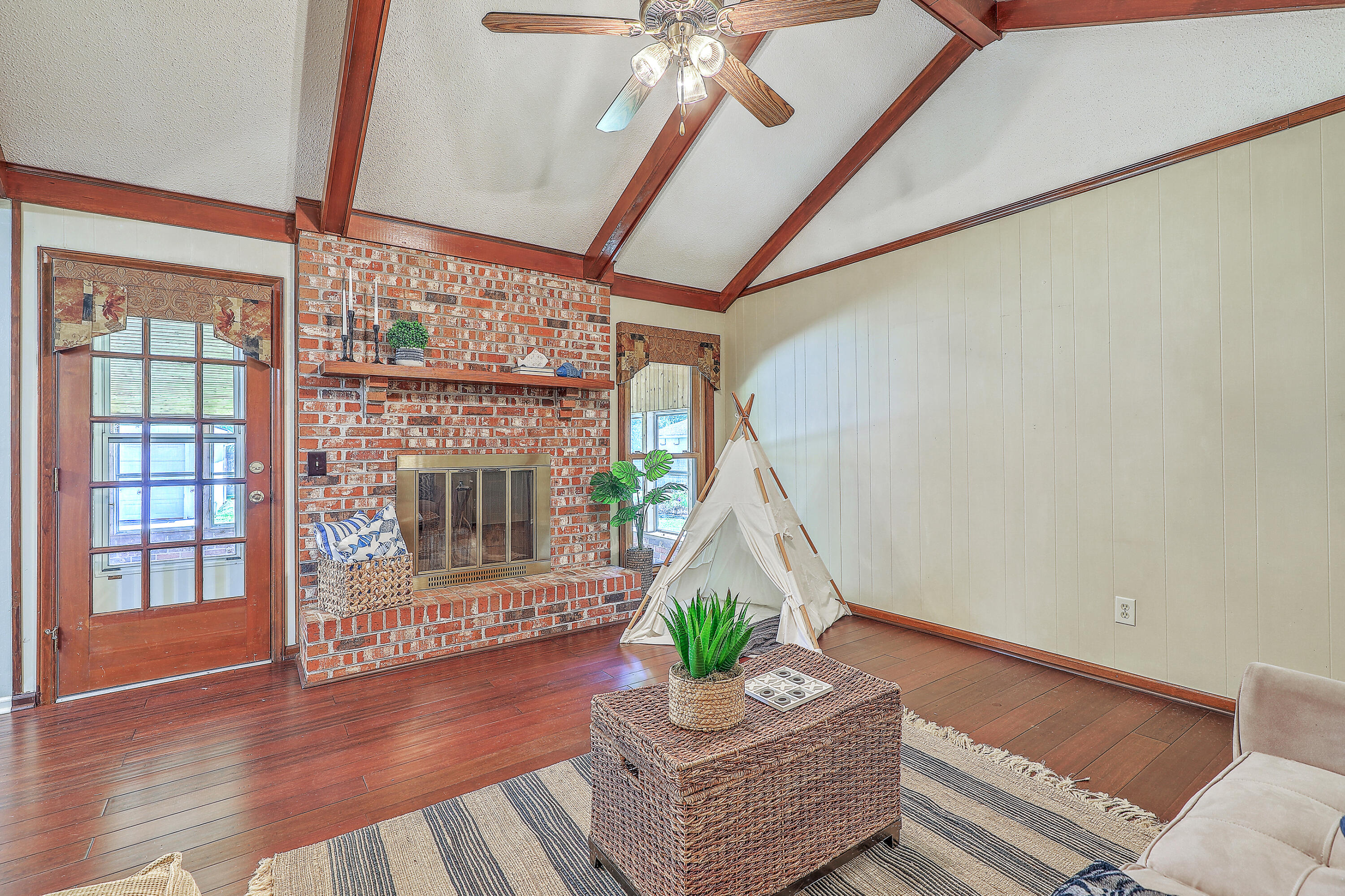 109 Winston Way