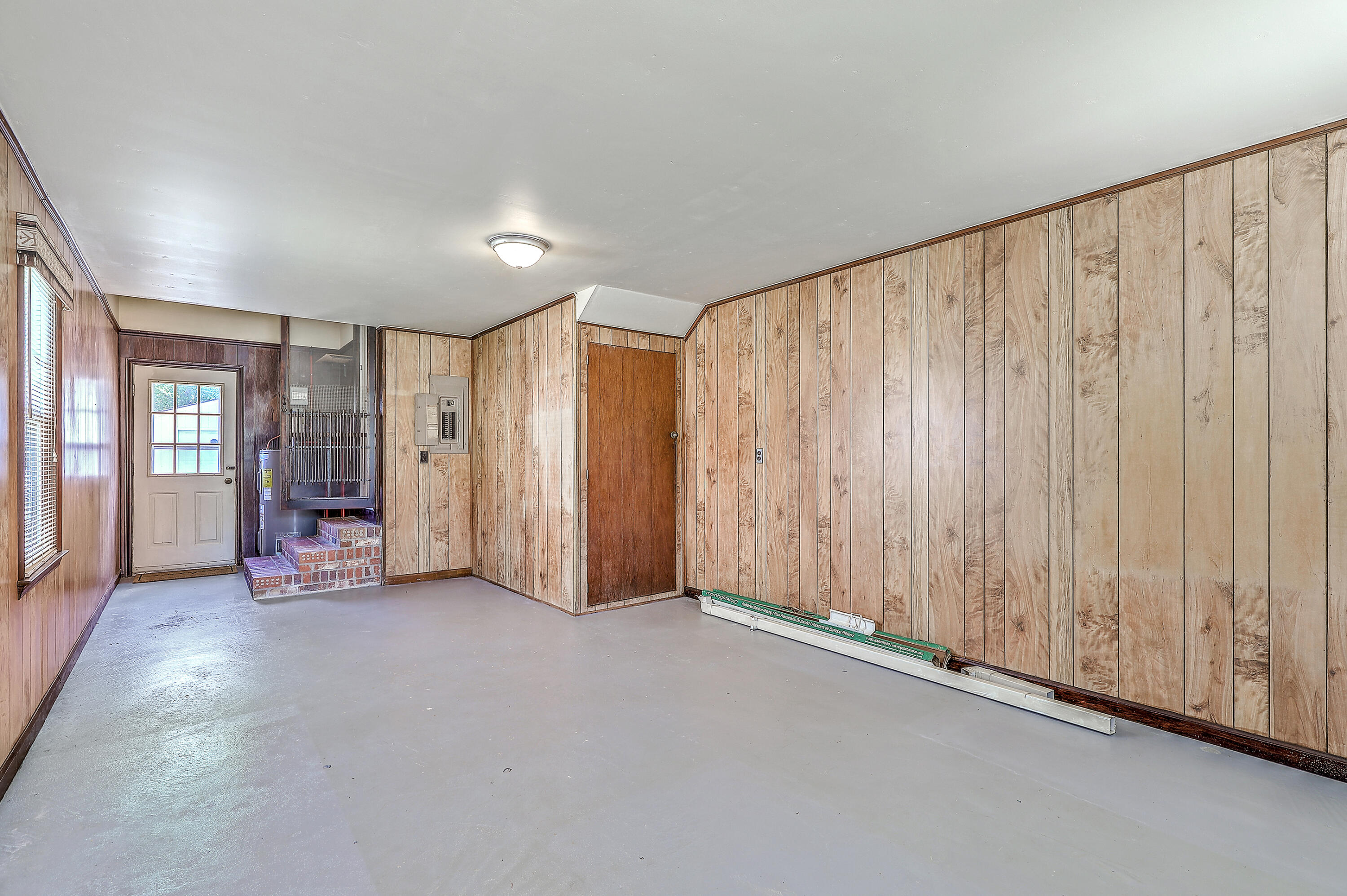 109 Winston Way