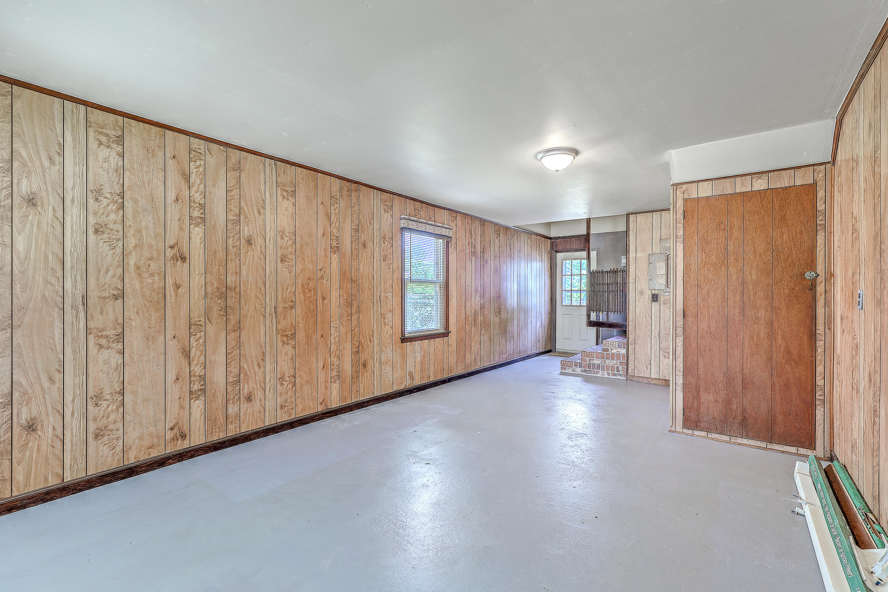 109 Winston Way