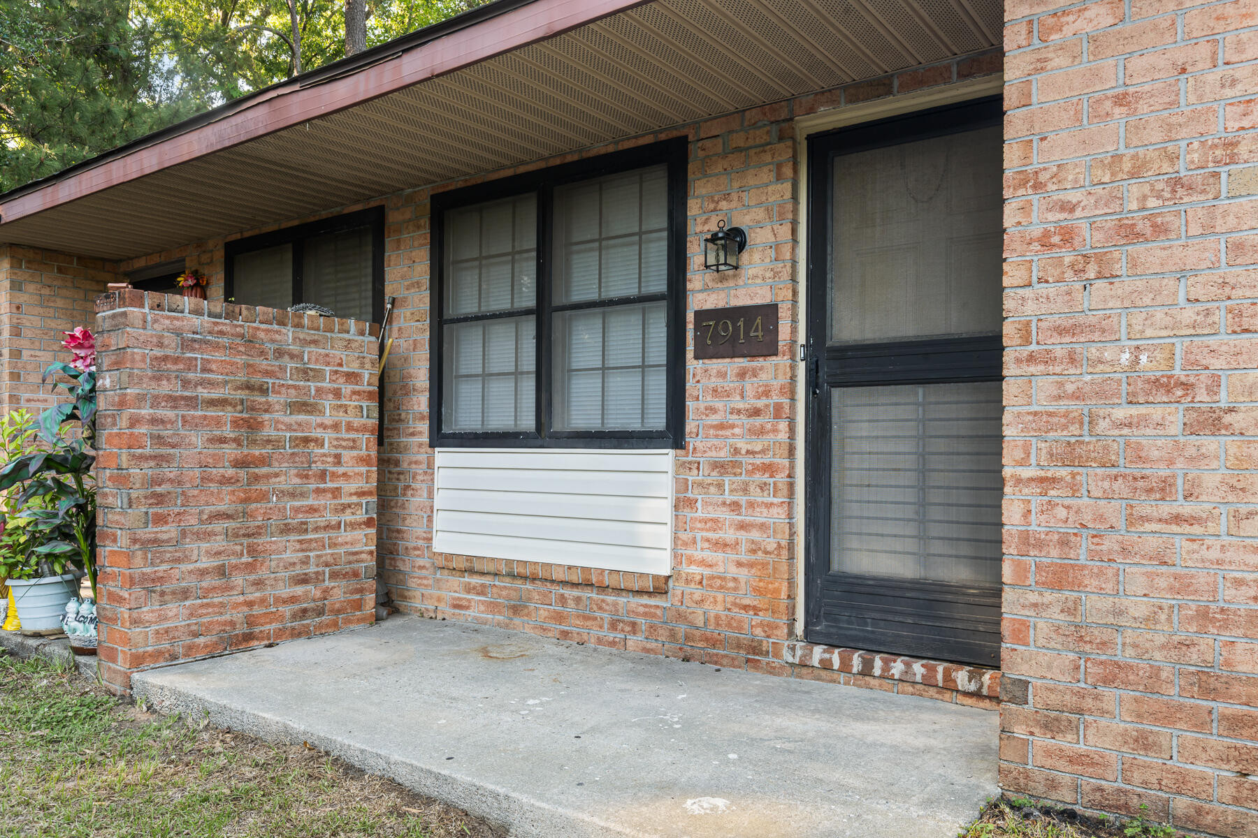 7914 Dutch Court
