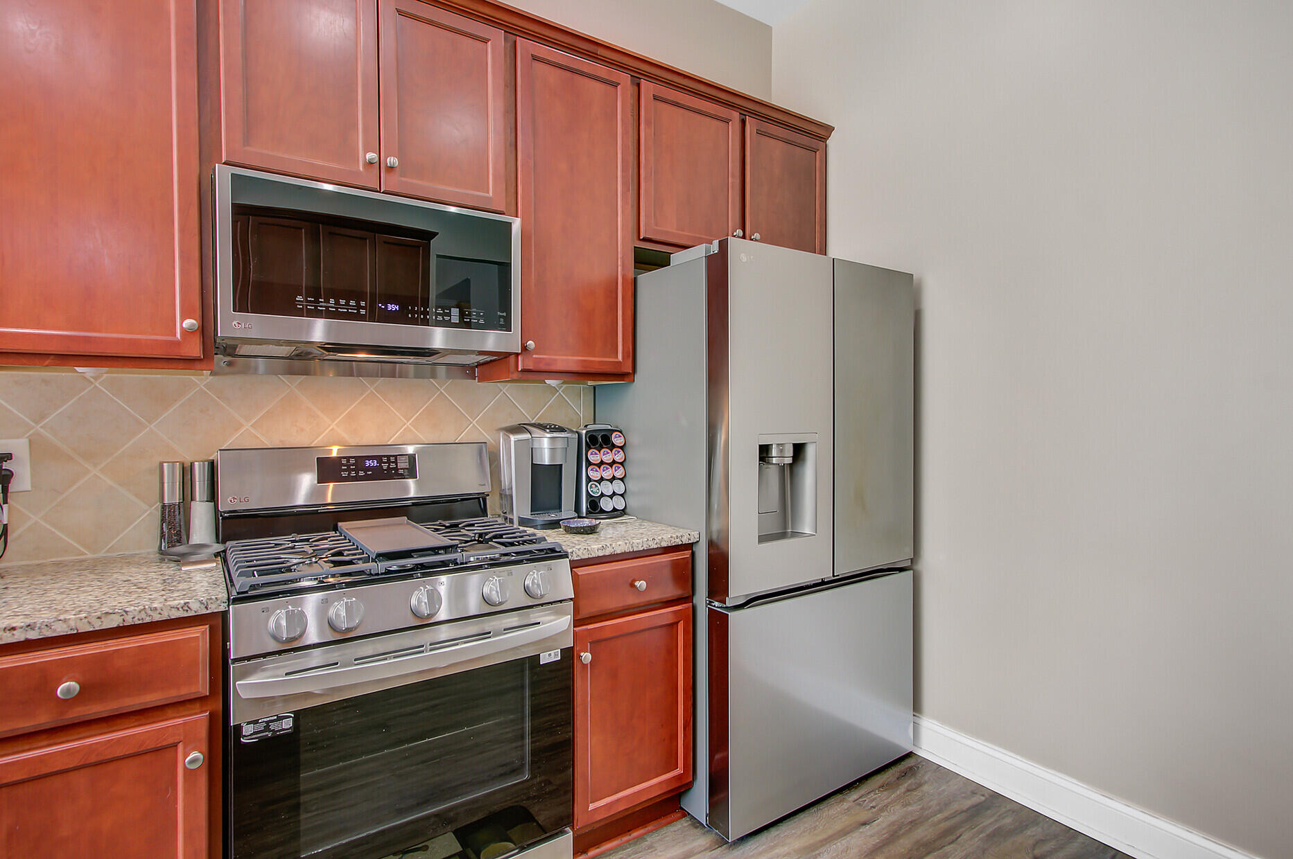 3801 Canary Court