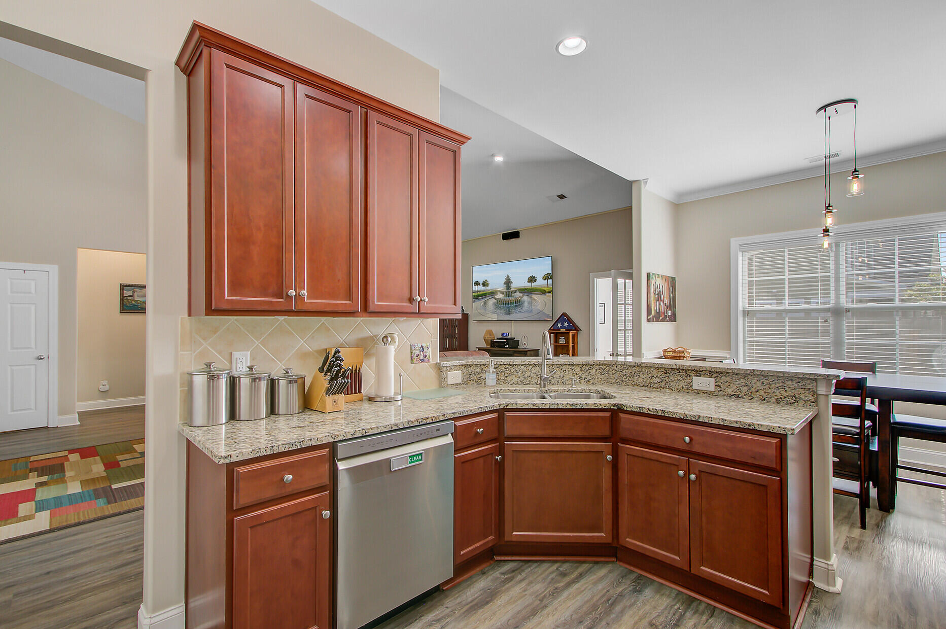 3801 Canary Court