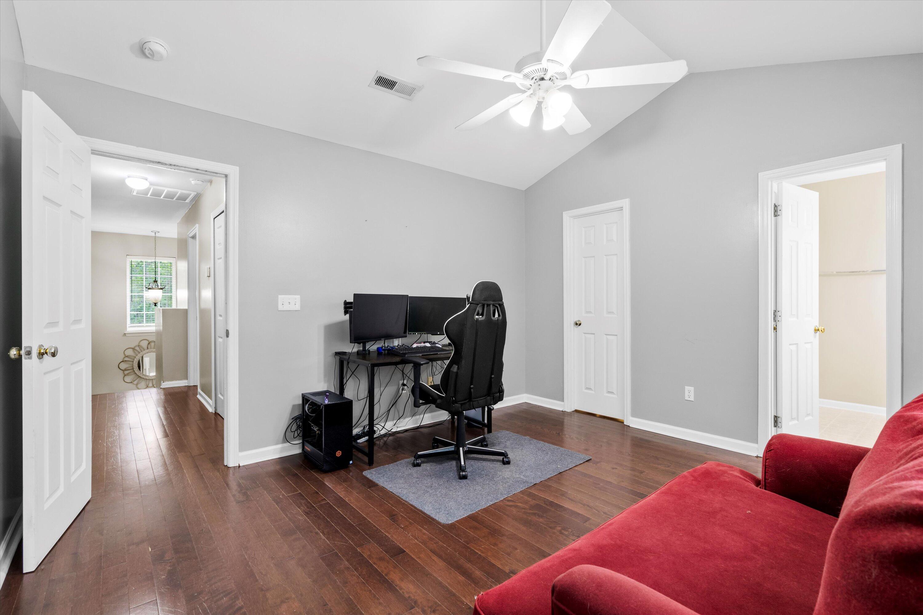 8676 Grassy Oak Trail