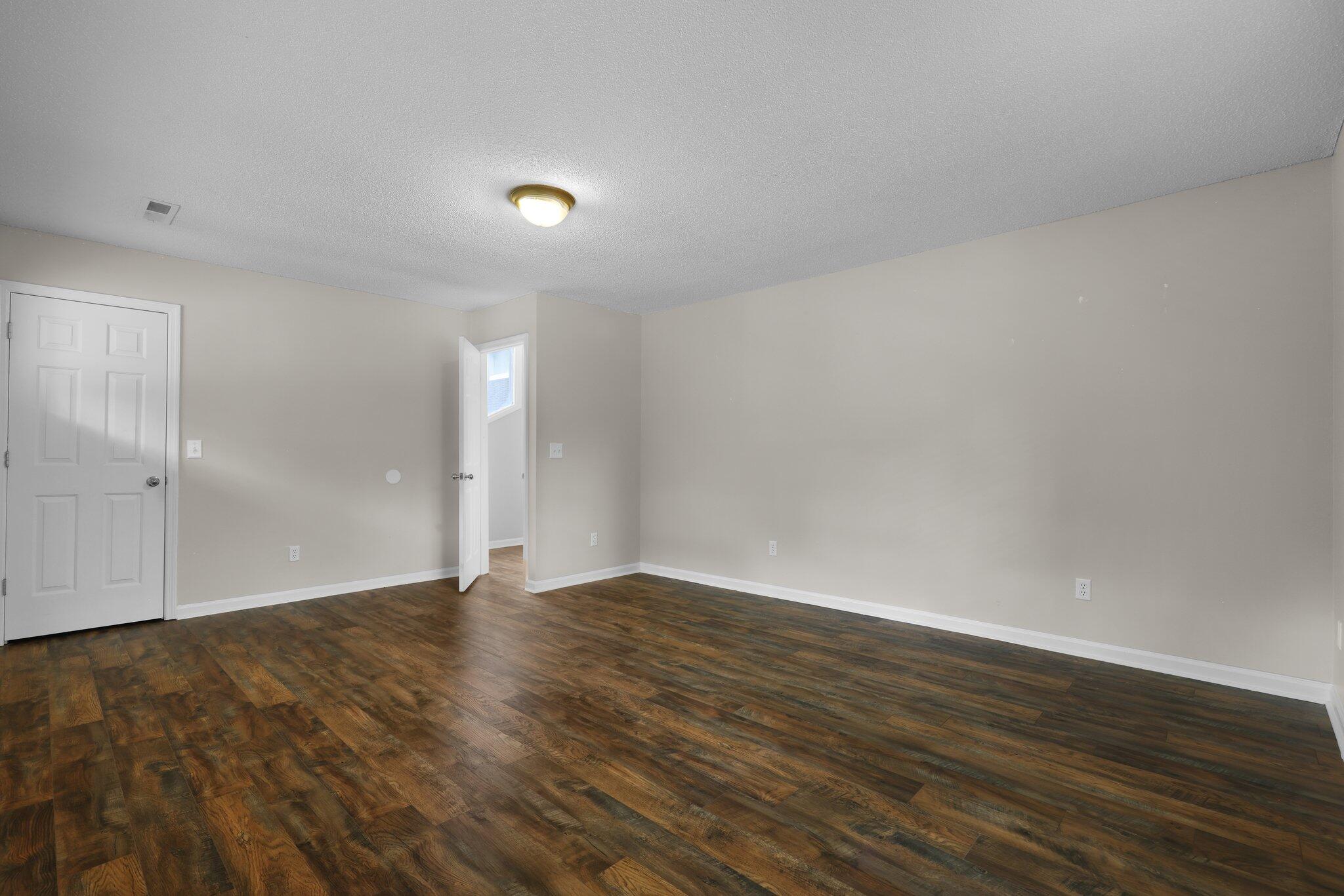 105 Londonderry Road