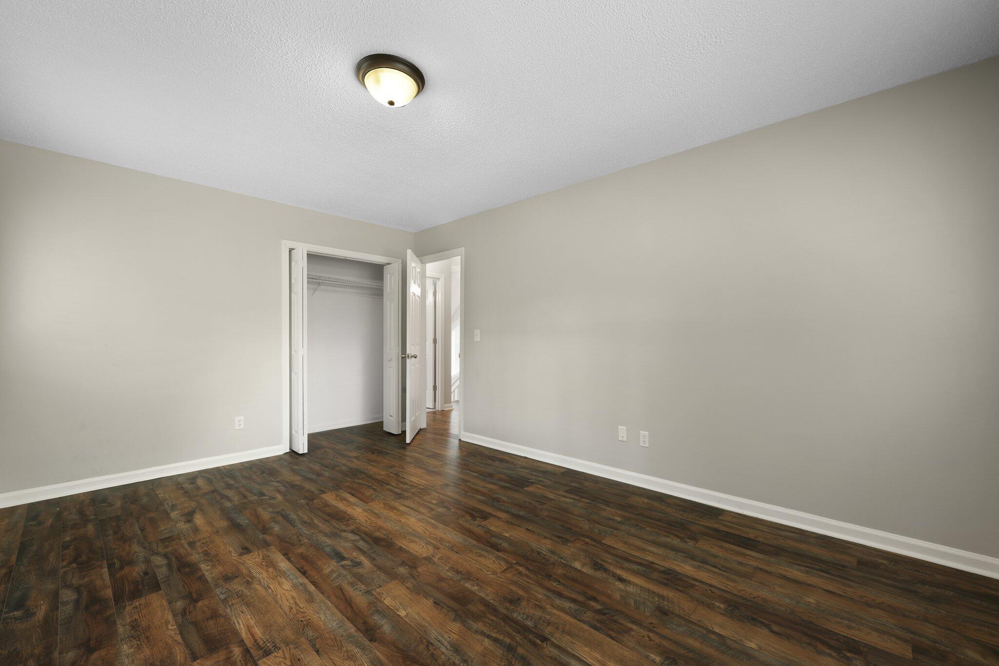 105 Londonderry Road