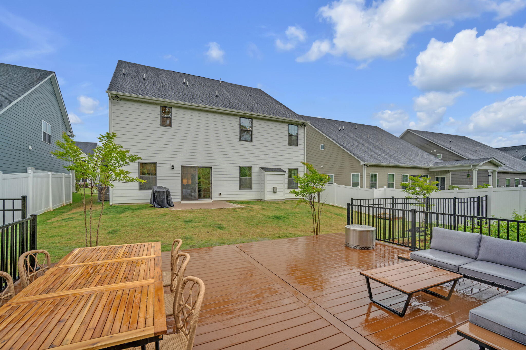 445 Oswego Court
