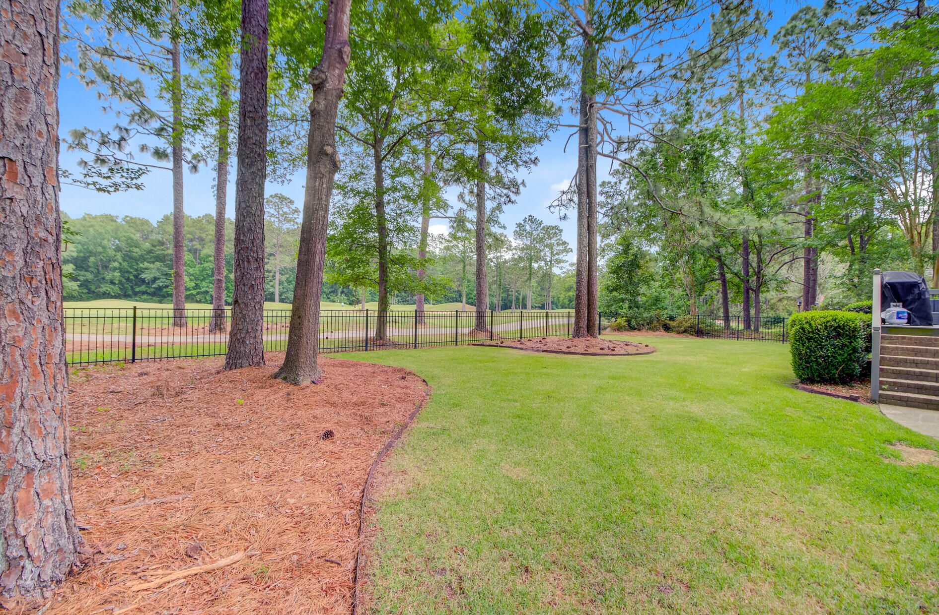 204 Bellerive Lane