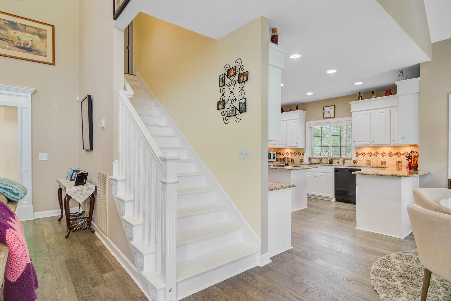 204 Bellerive Lane