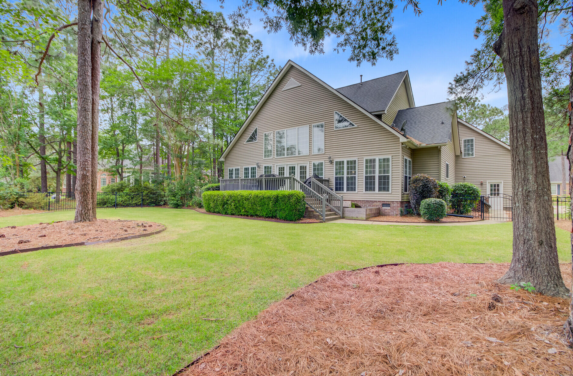 204 Bellerive Lane