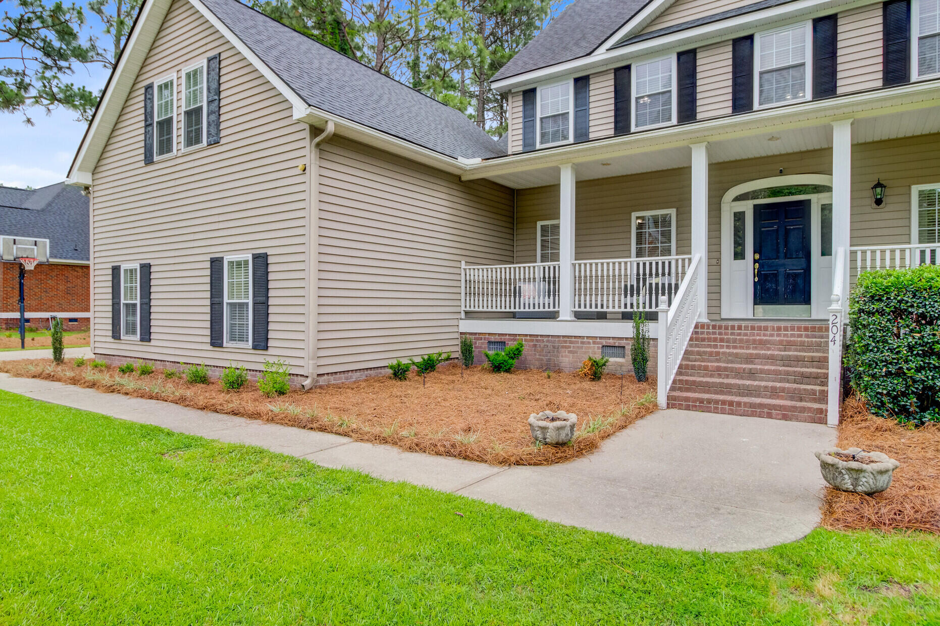 204 Bellerive Lane