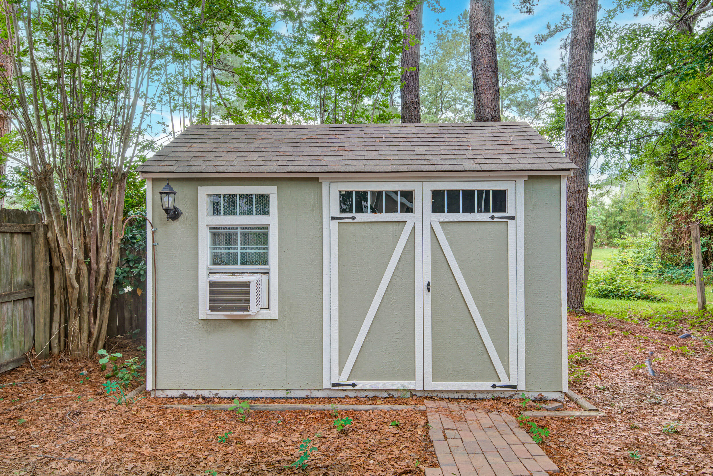 109 Willow Court
