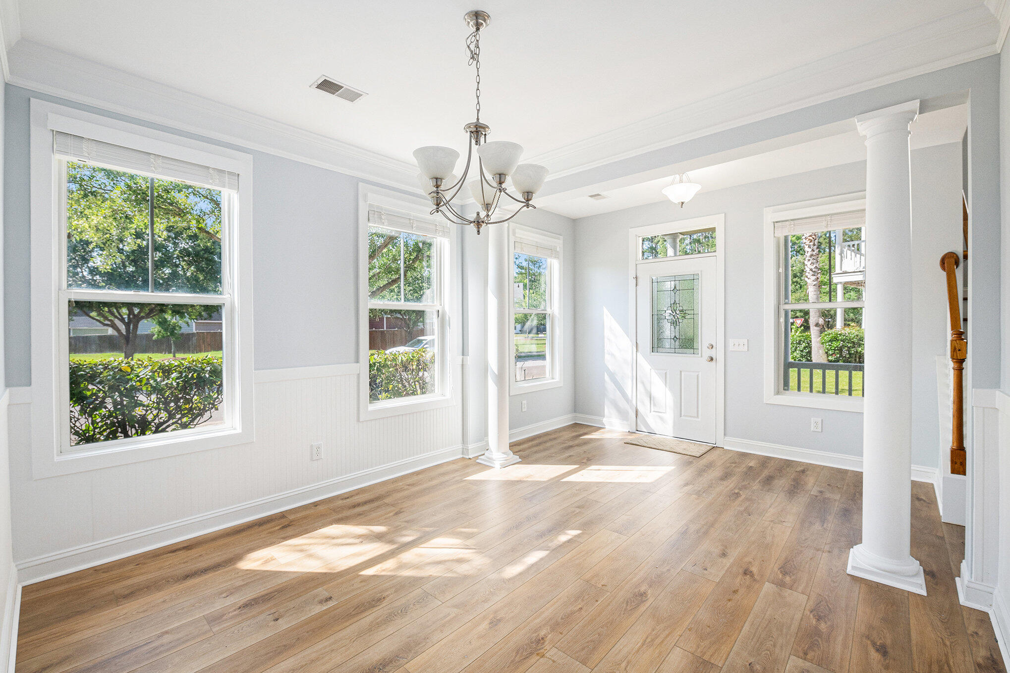 125 Gaslight Boulevard