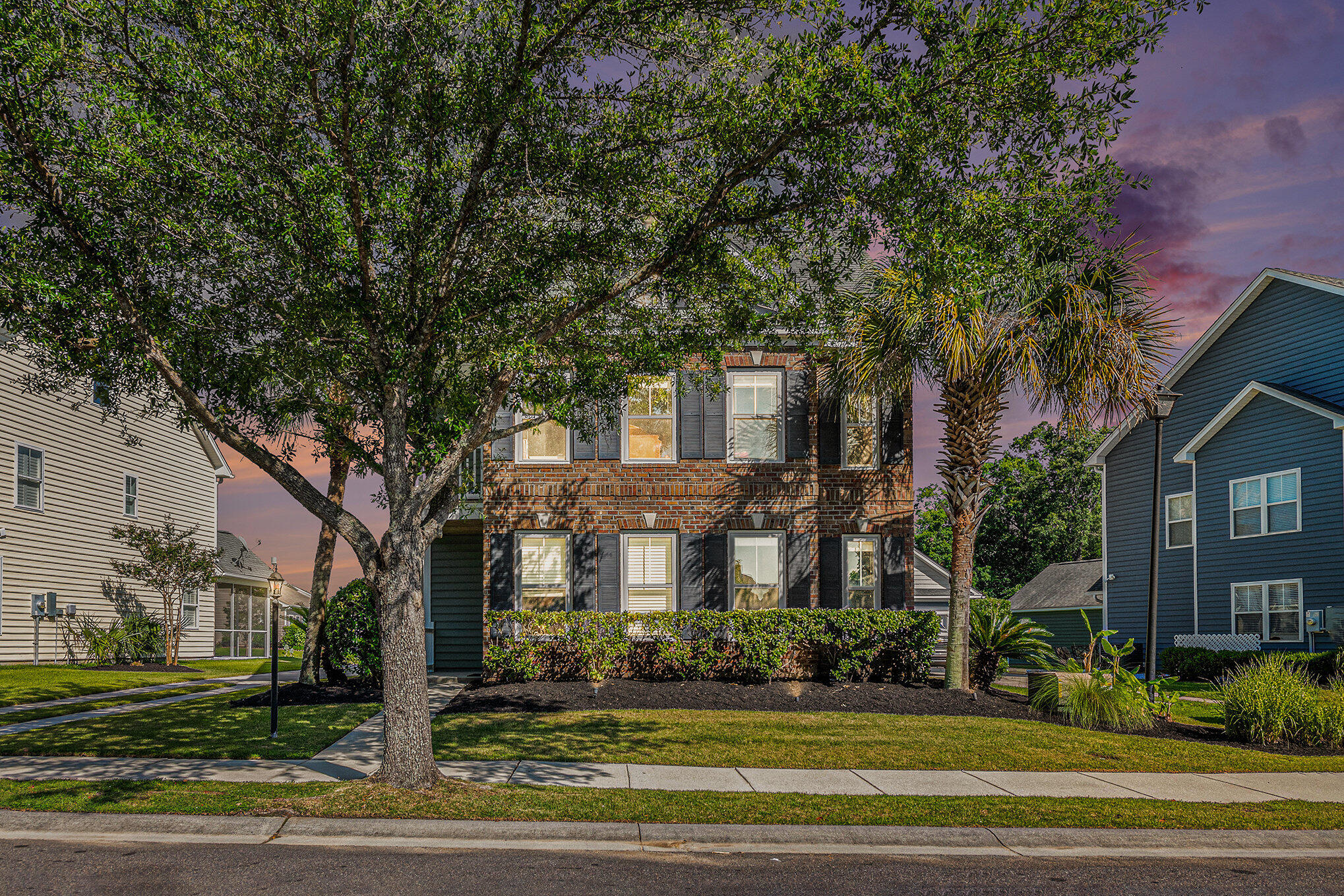 125 Gaslight Boulevard