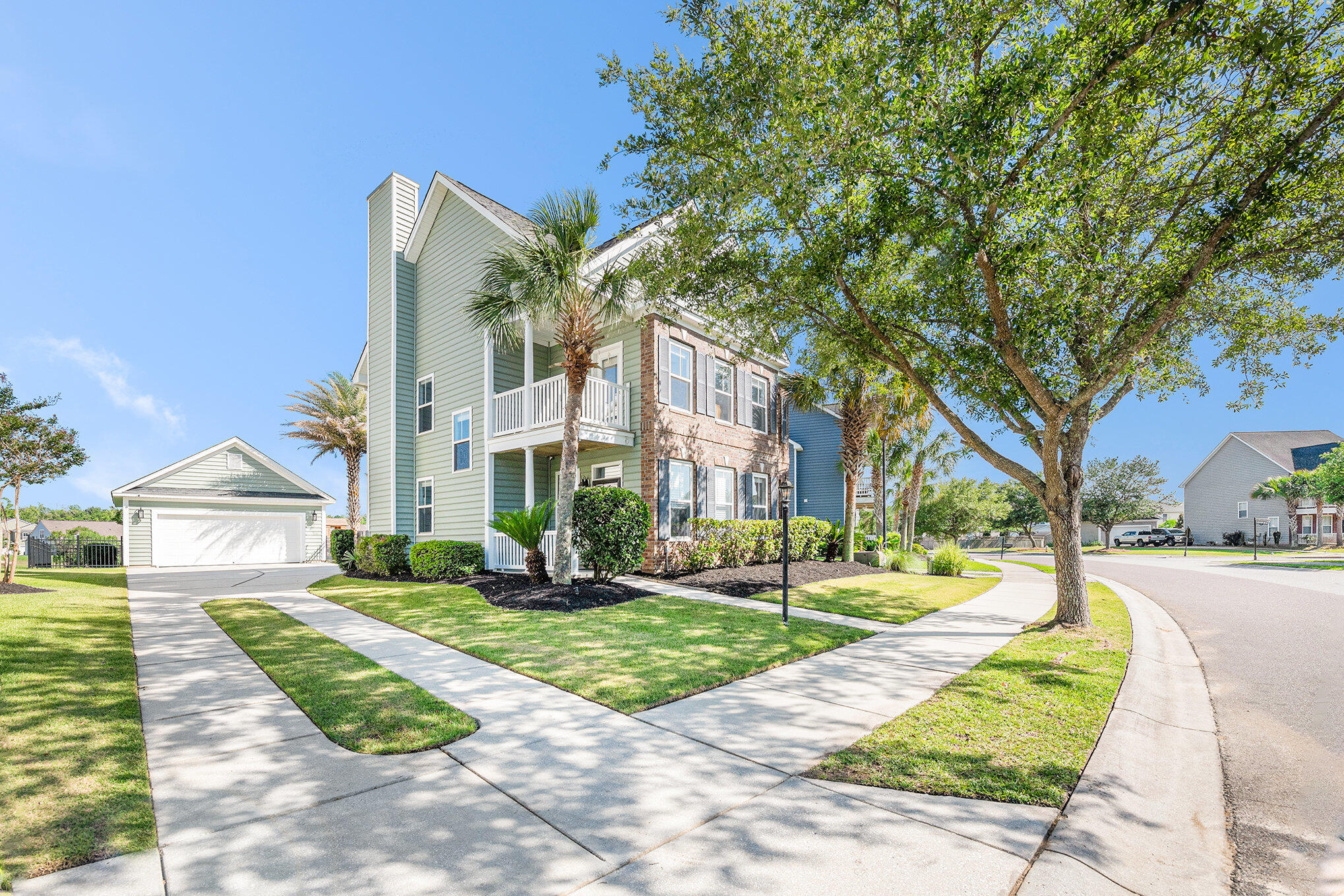 125 Gaslight Boulevard