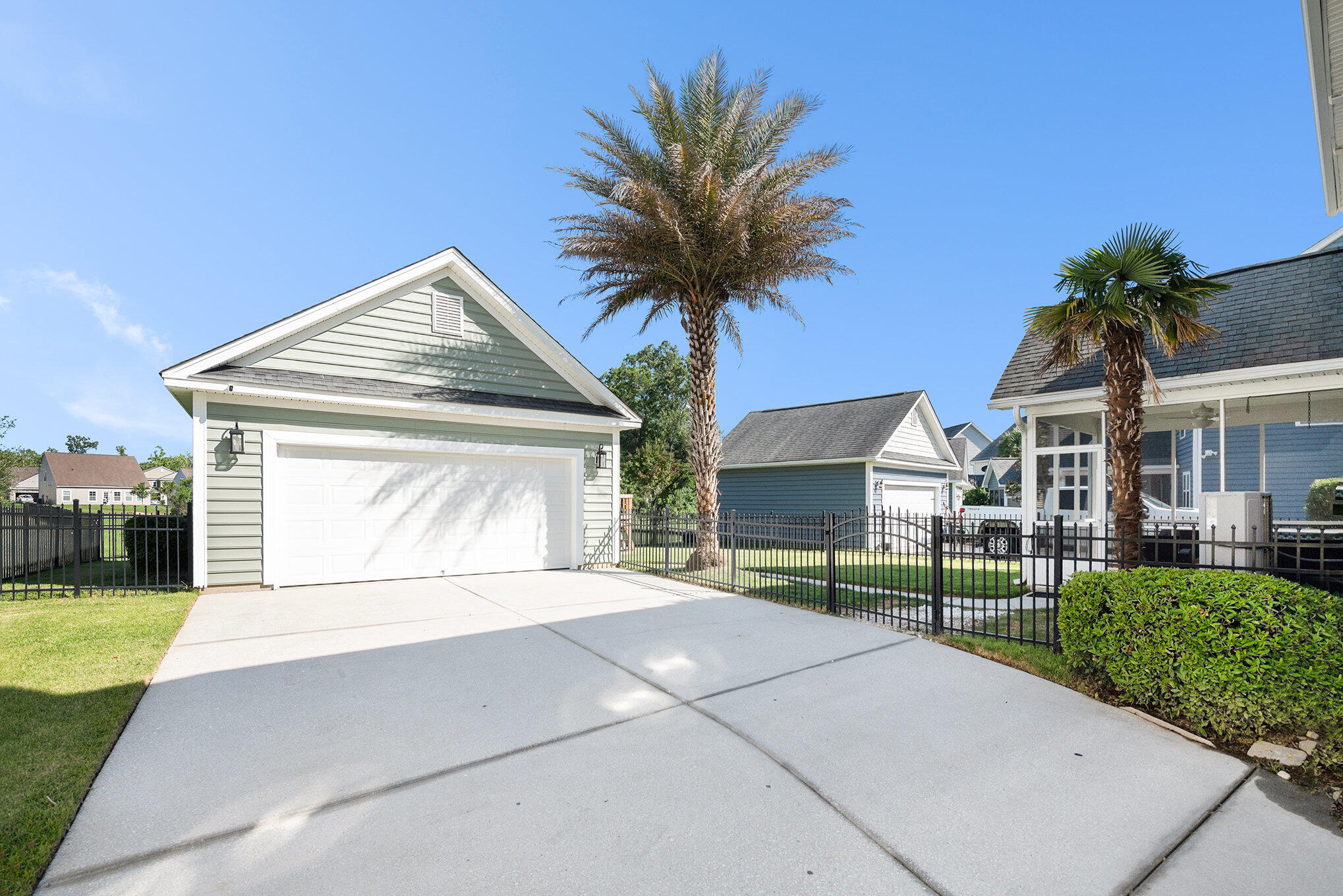 125 Gaslight Boulevard