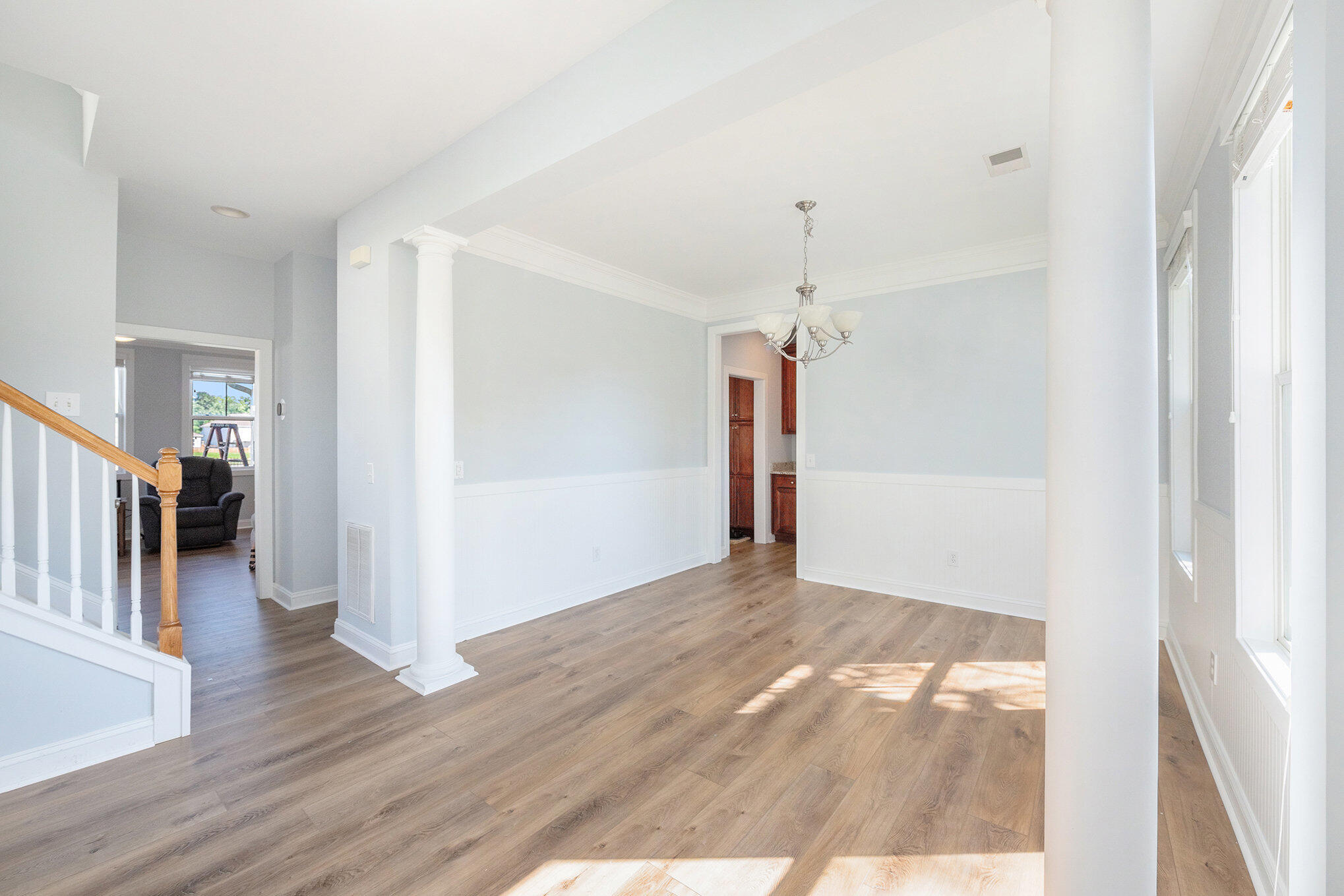 125 Gaslight Boulevard