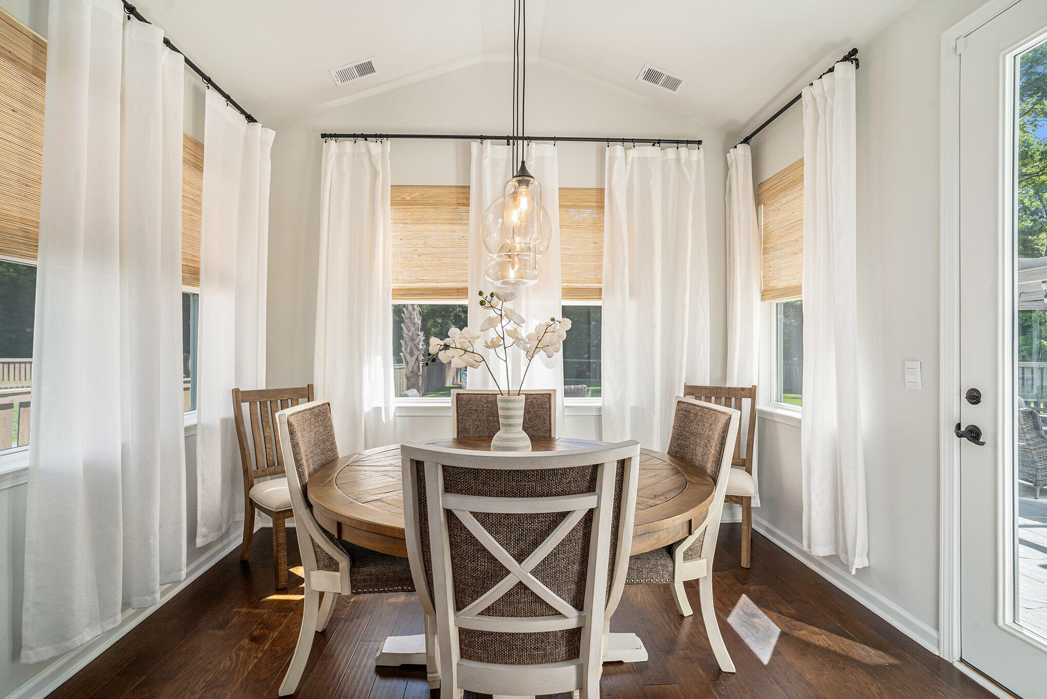 121 Cherry Grove