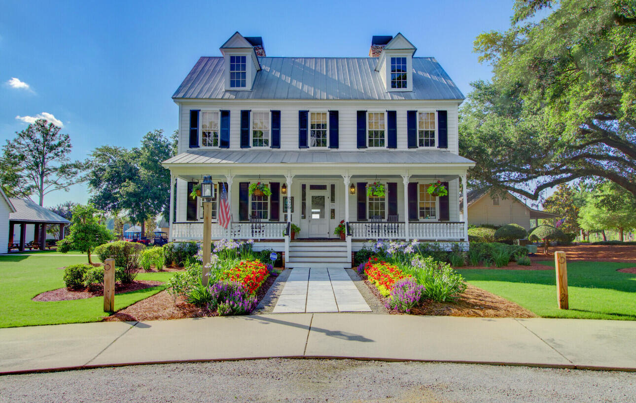121 Cherry Grove