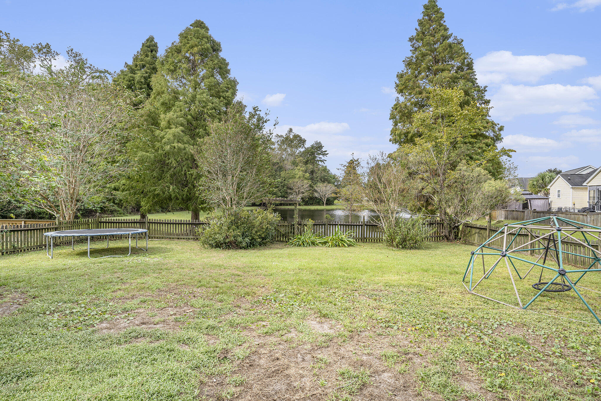 4987 Ballantine Drive