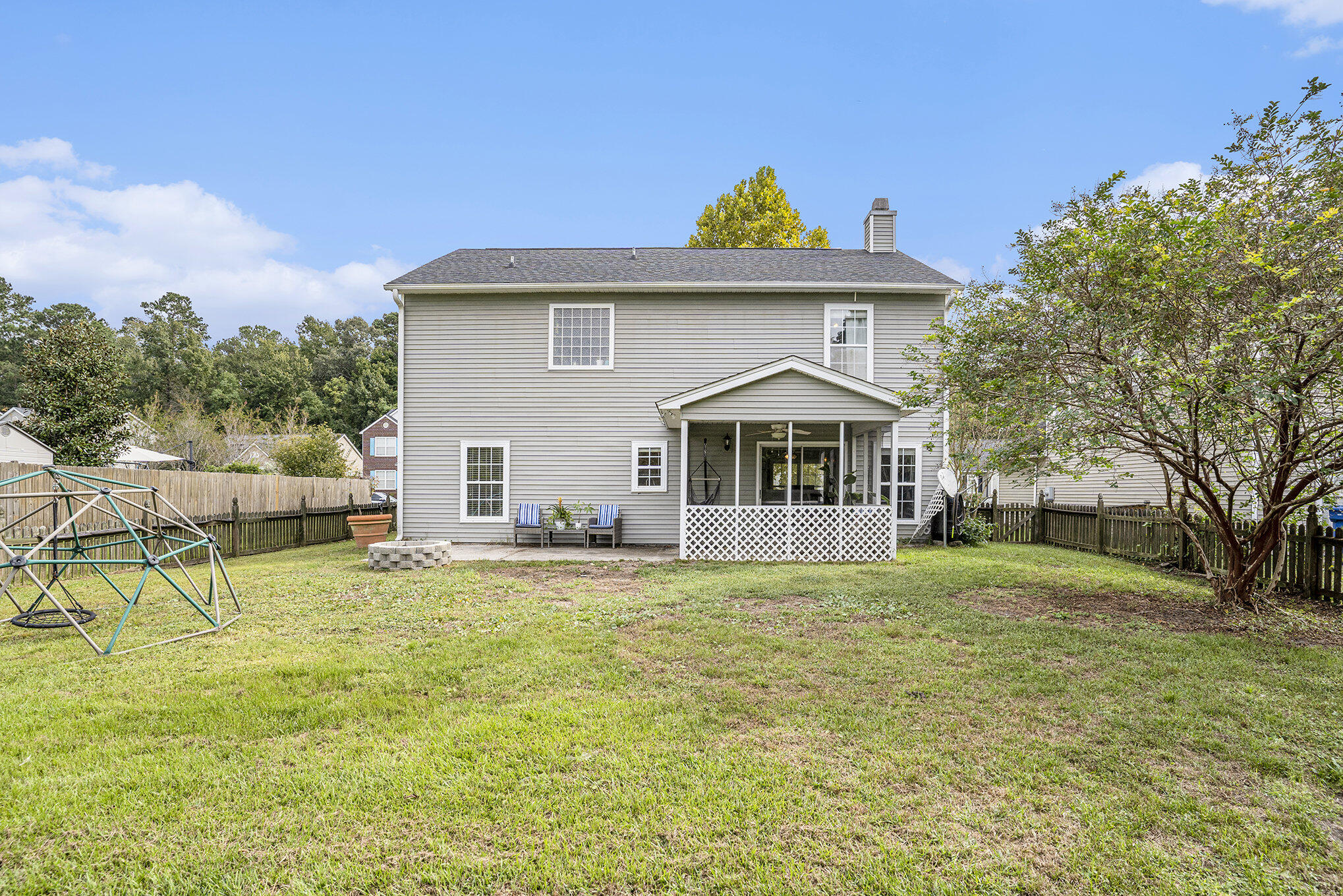4987 Ballantine Drive