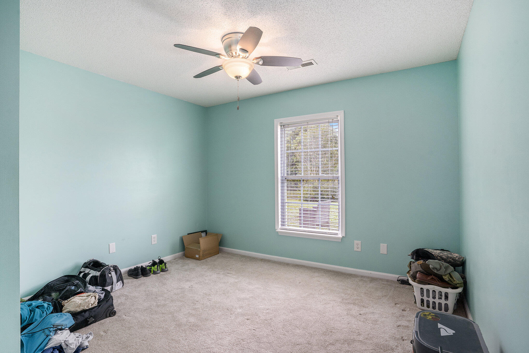 4987 Ballantine Drive