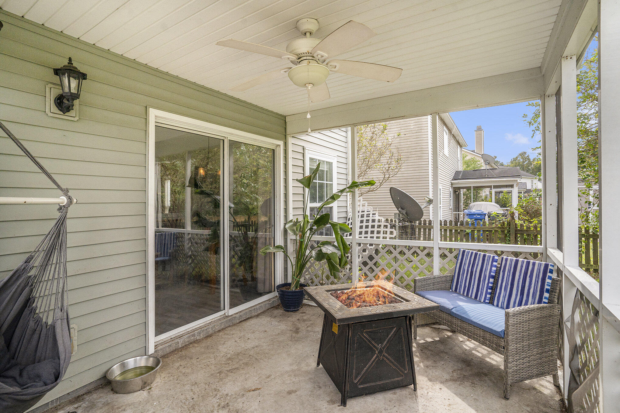 4987 Ballantine Drive