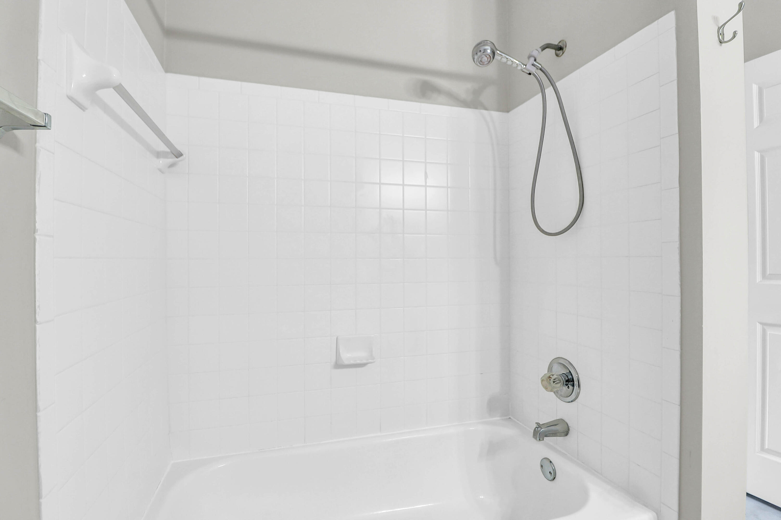 1600 Long Grove Drive # 423