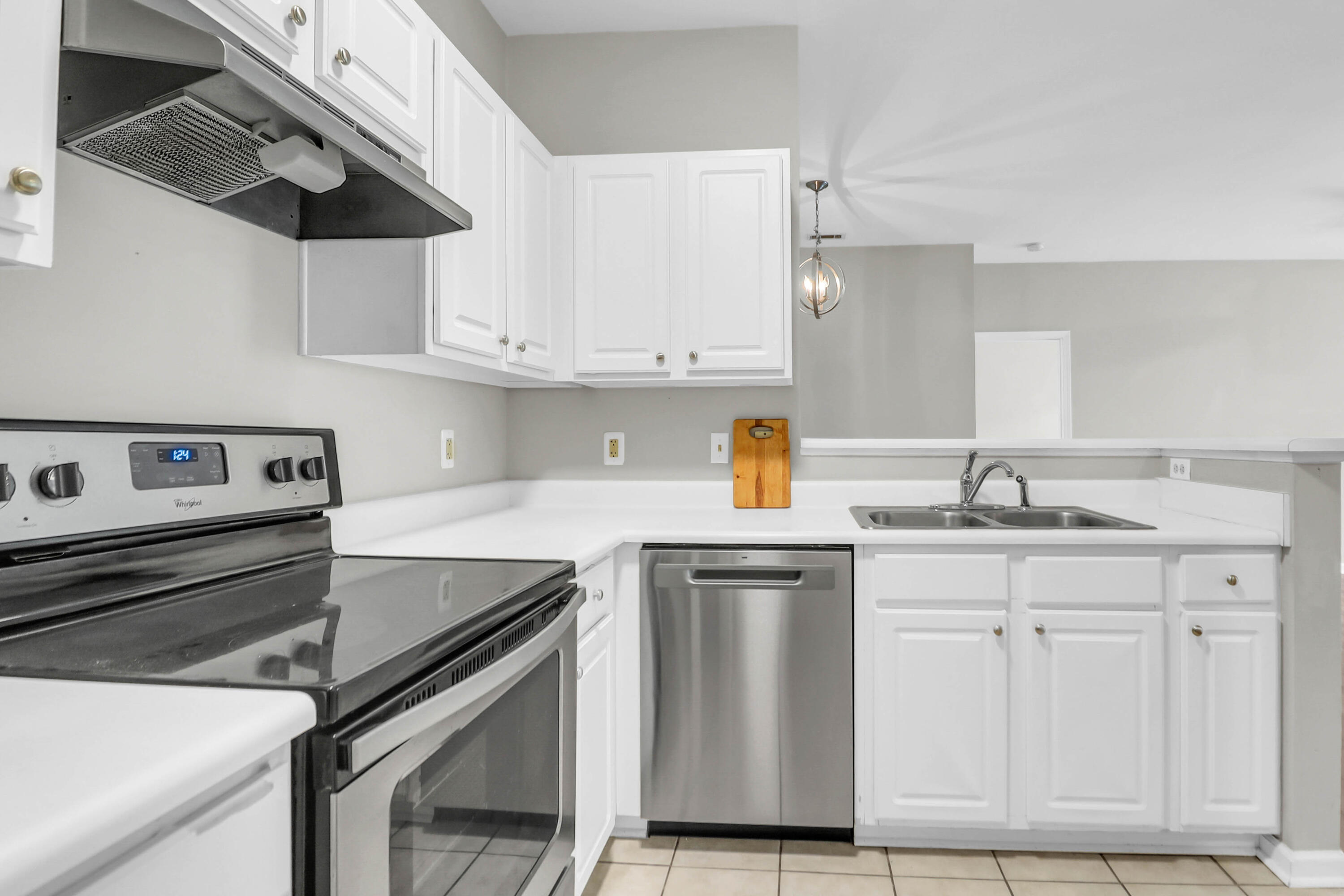 1600 Long Grove Drive # 423