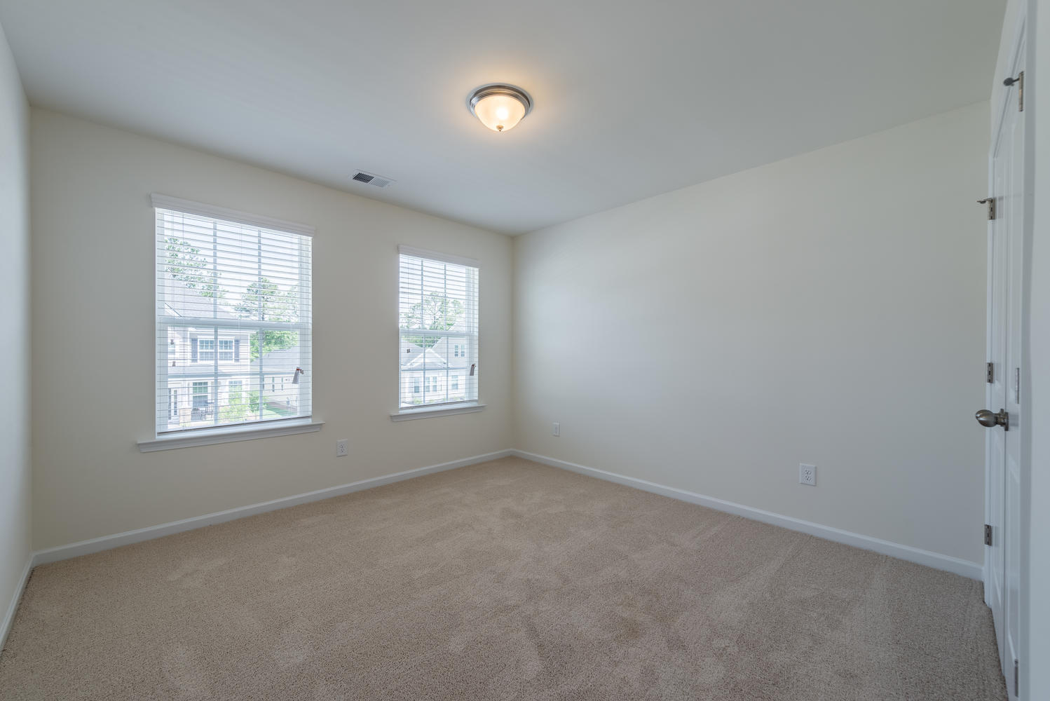 175 Threaded Fern Street