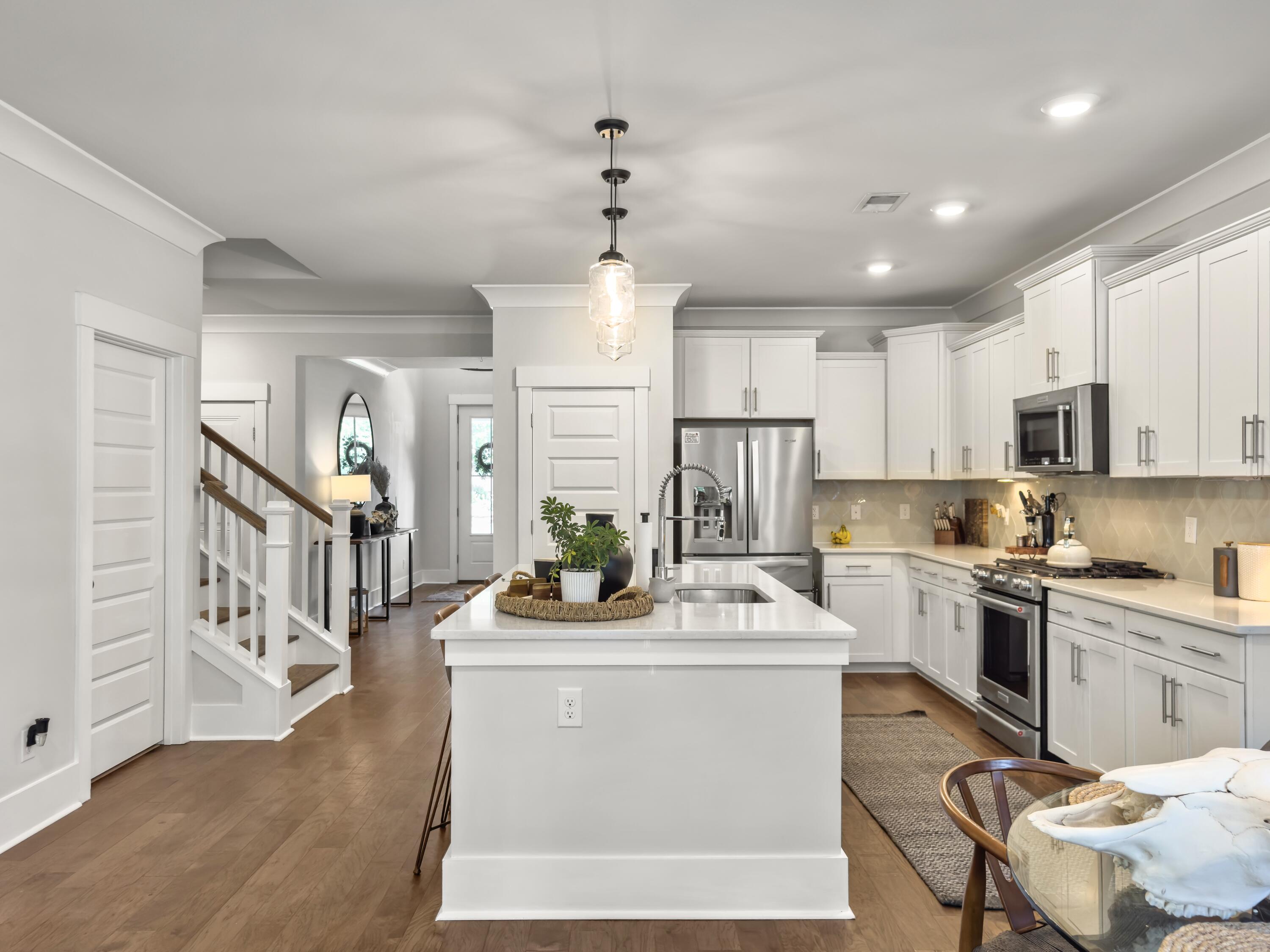 1225 Rudy Lane