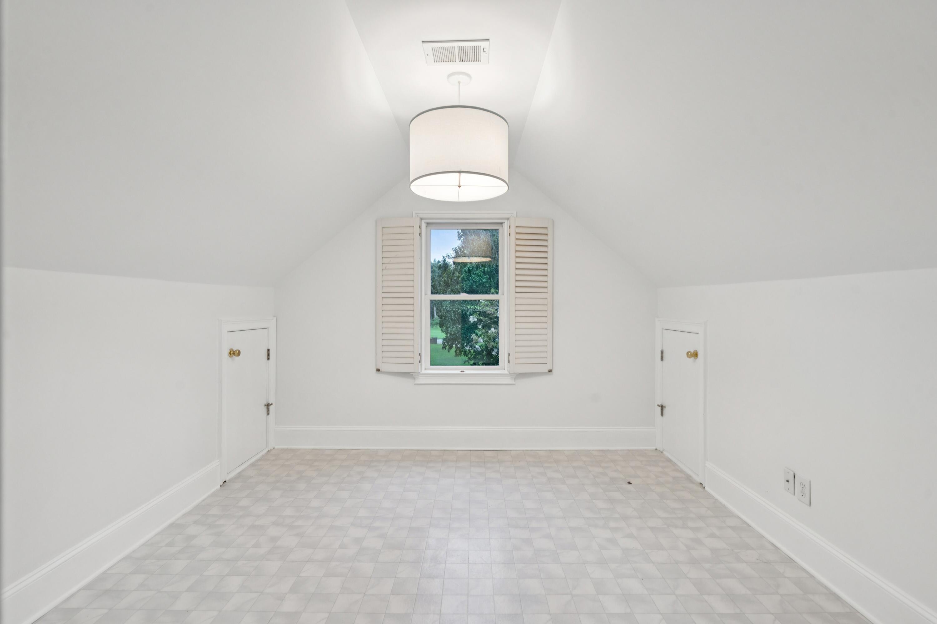 3919 Colonel Vanderhorst Circle