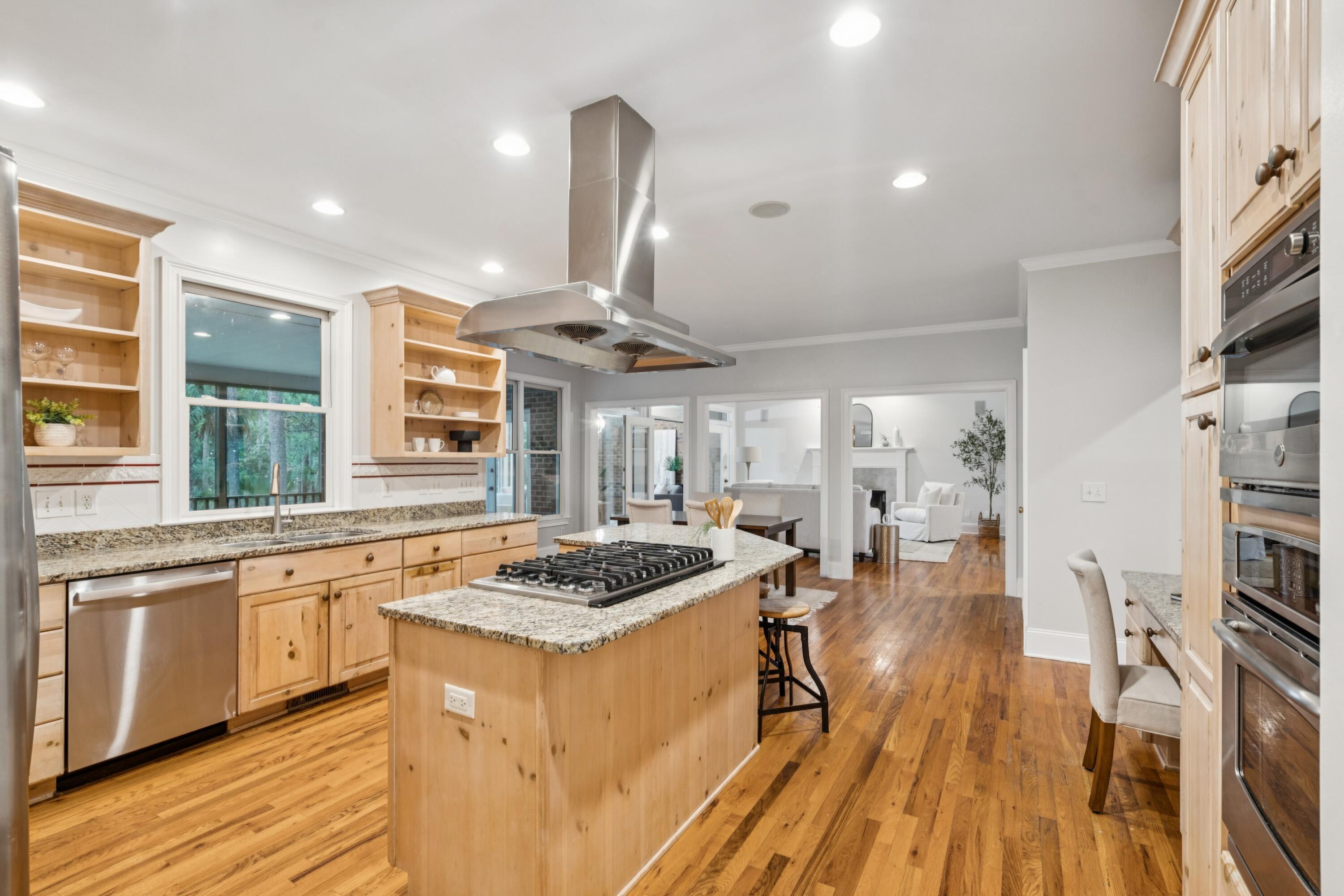 3919 Colonel Vanderhorst Circle