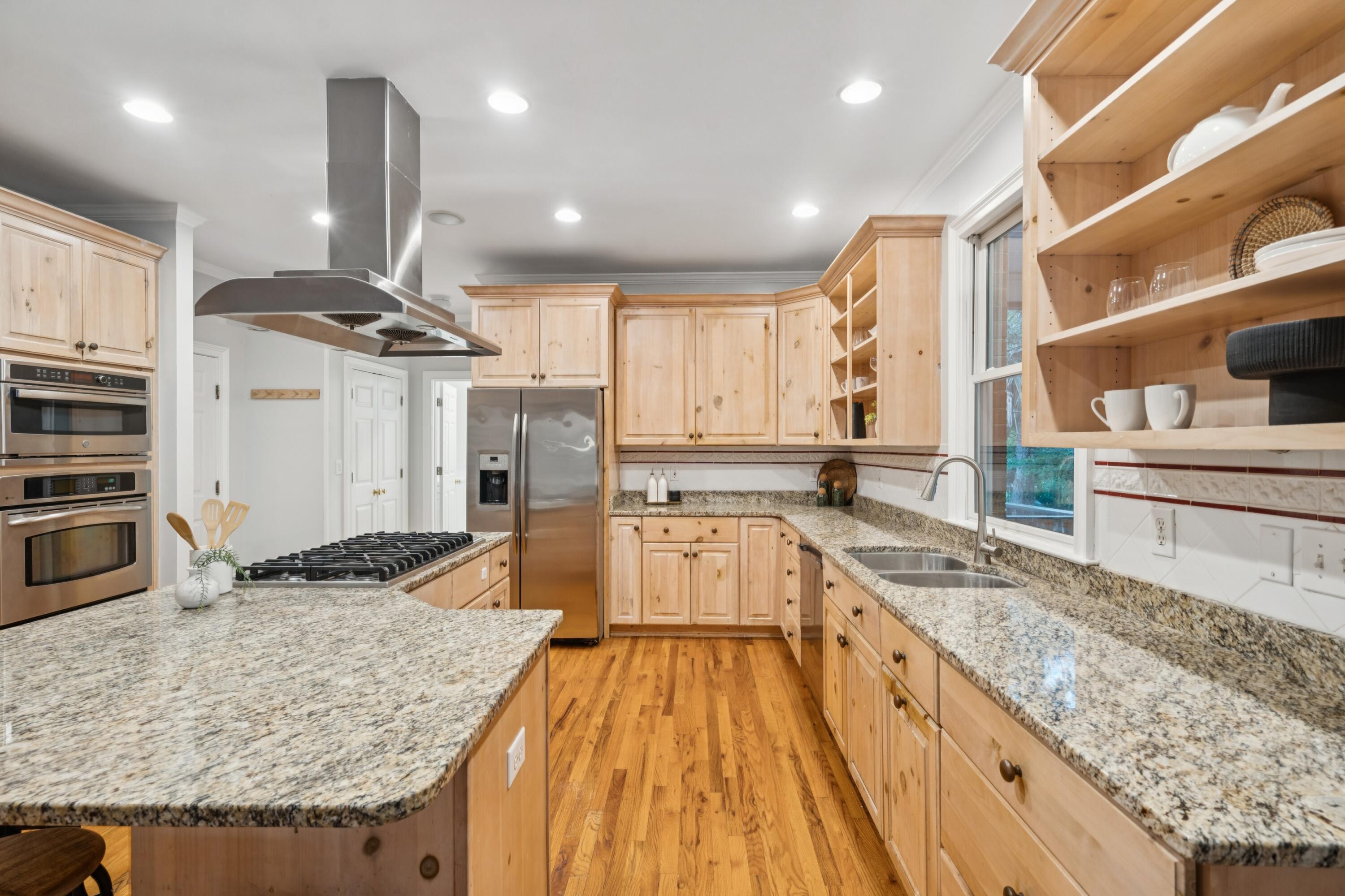 3919 Colonel Vanderhorst Circle
