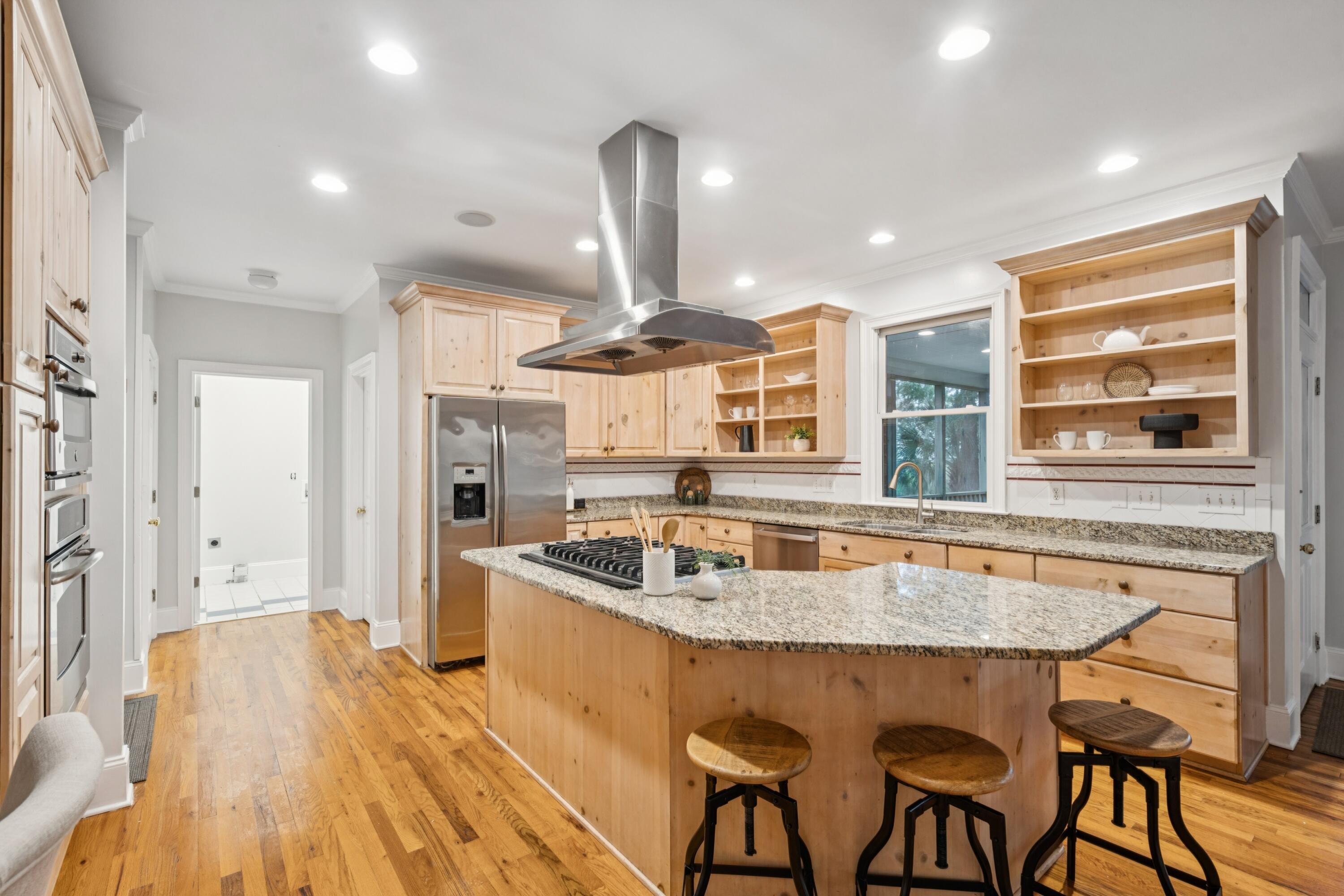 3919 Colonel Vanderhorst Circle