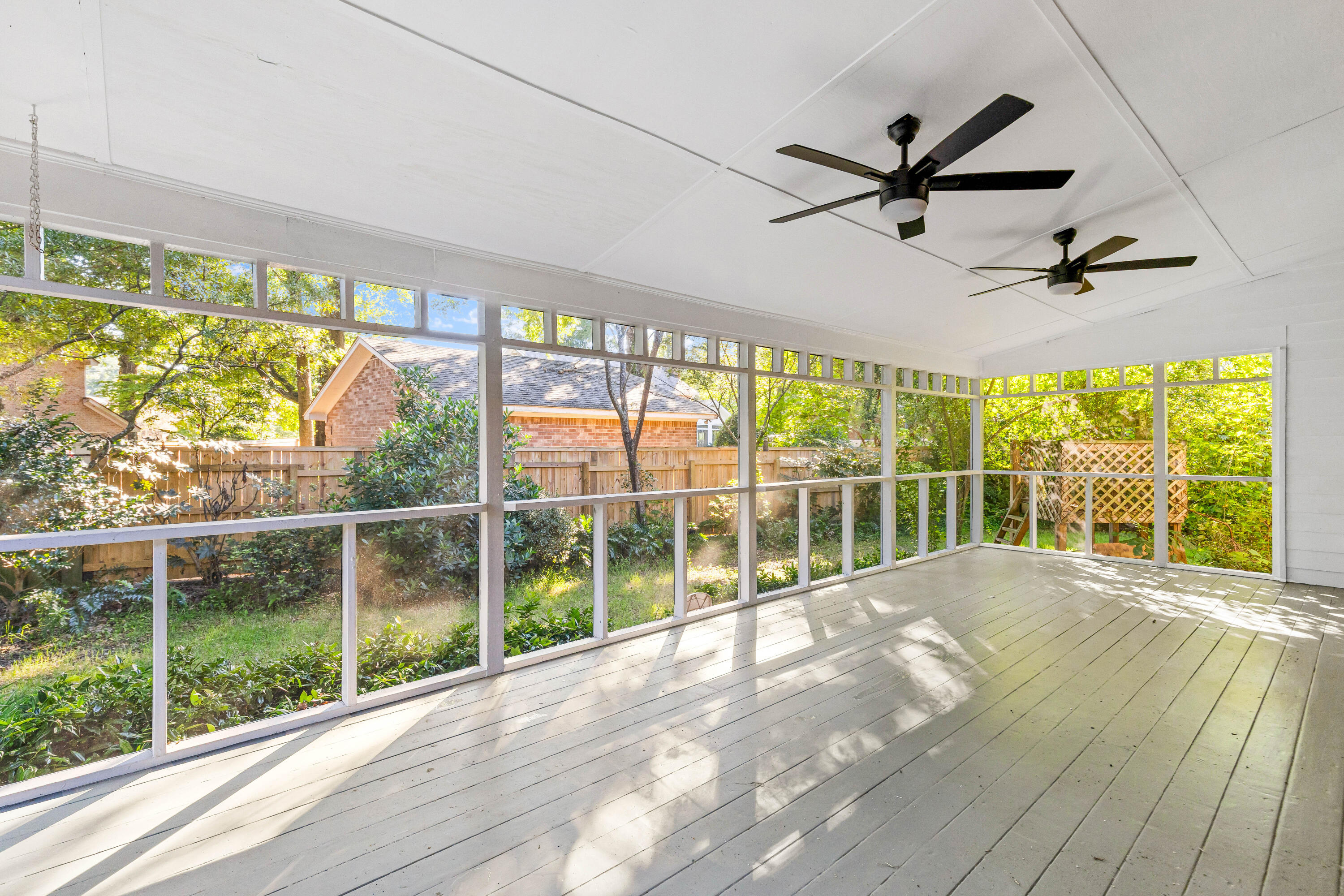 1037 Stonehenge Drive