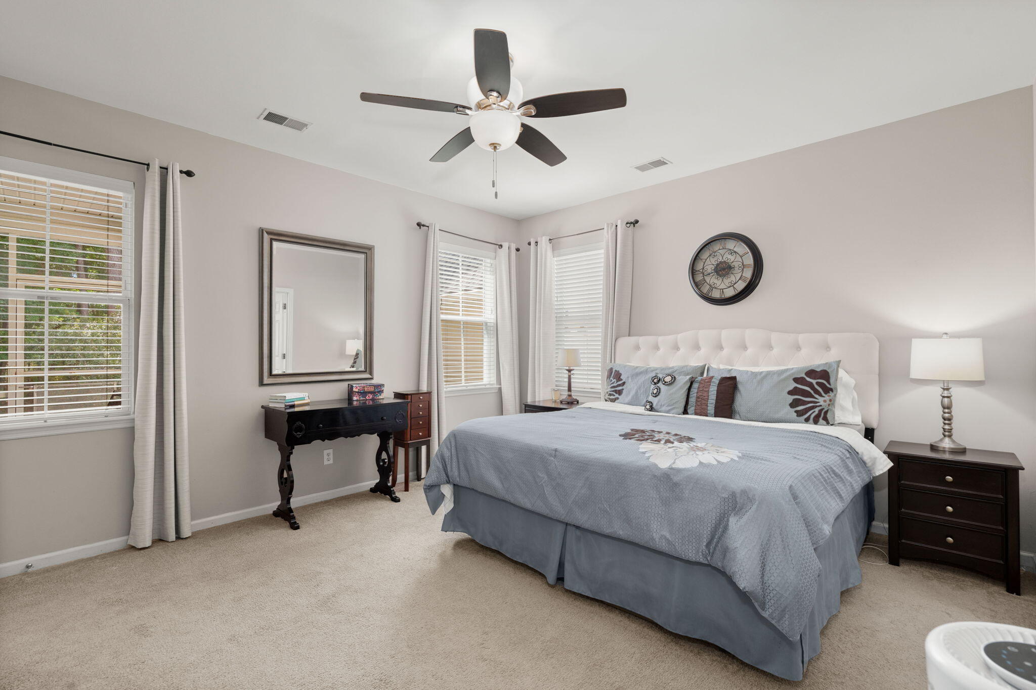3261 Beaconsfield Road