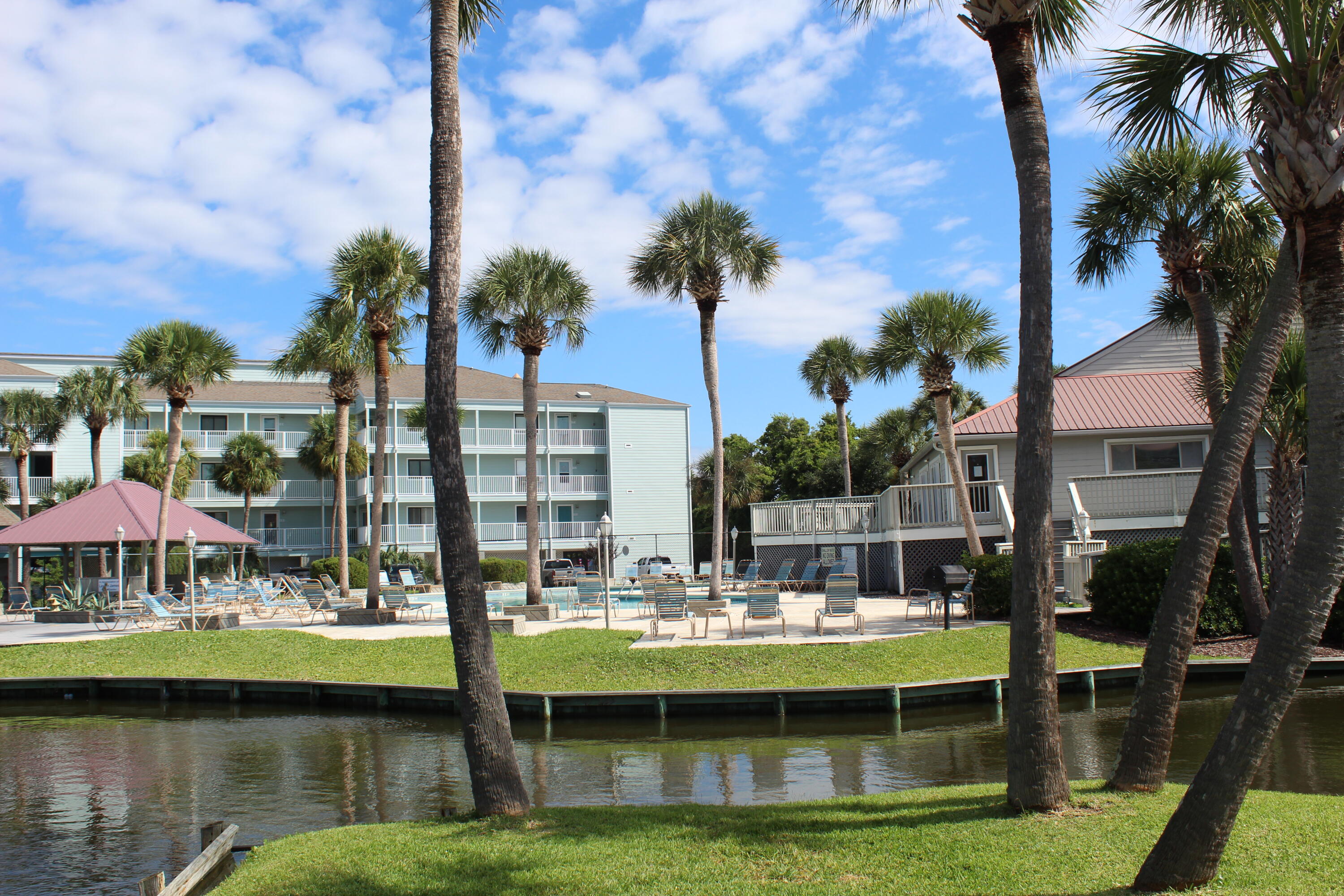 17 W Mariners Cay Drive